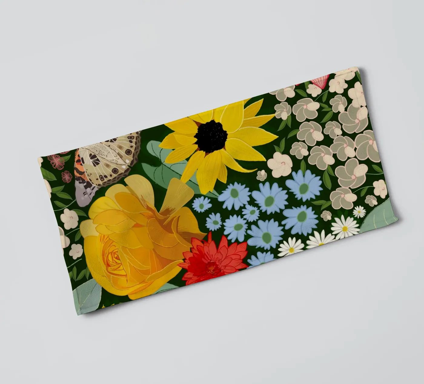 Cute forest pattern Handtuch von gulsengunel