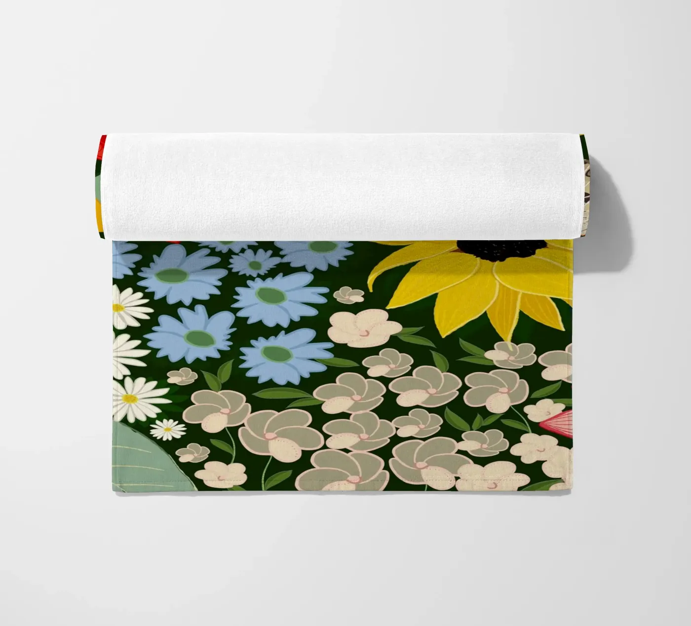 Cute forest pattern strandhanddoek van gulsengunel