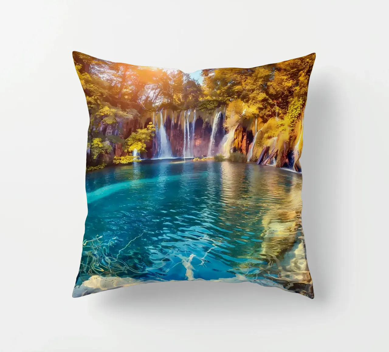 cascata lago foresta cuscino da MountainShop
