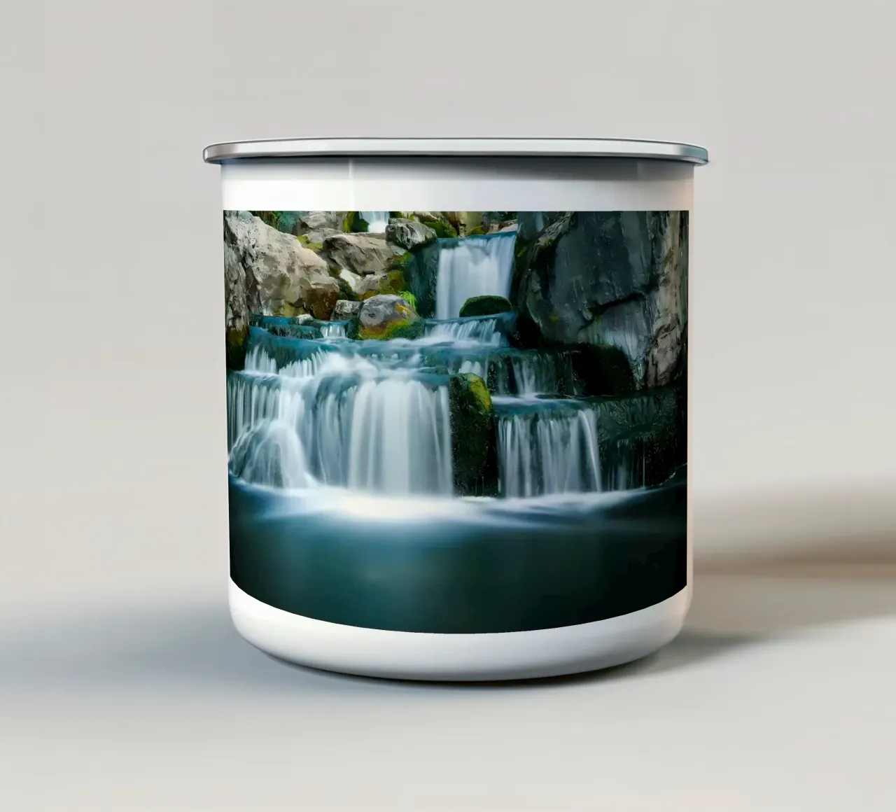 cascata rocce ruscello tazza in smalto da MountainShop