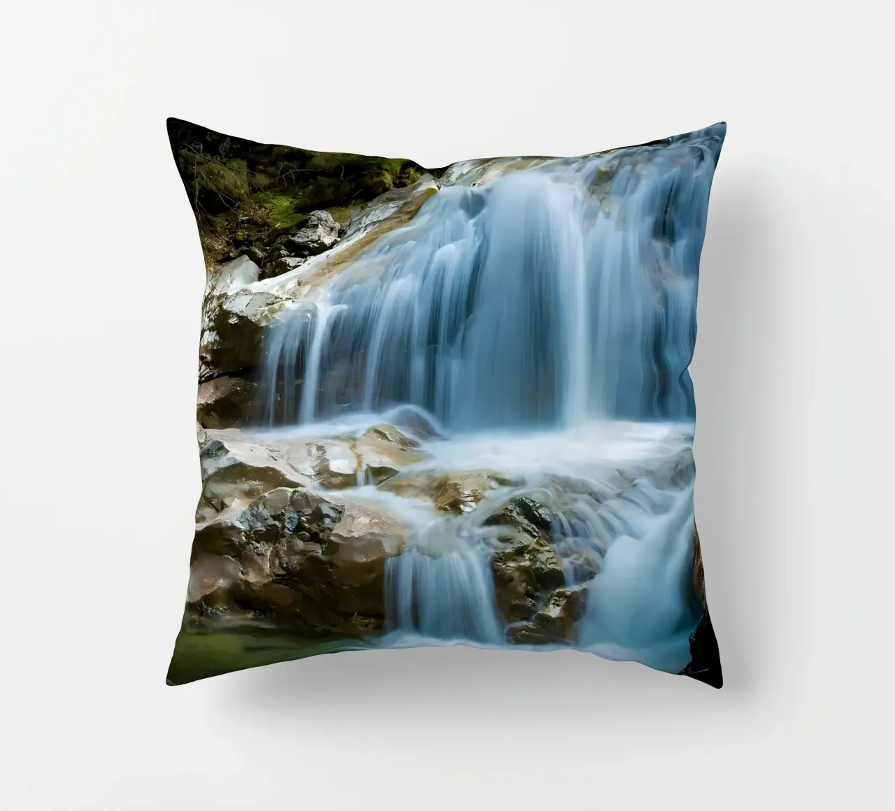 cascata rocce acqua che scorre cuscino da MountainShop