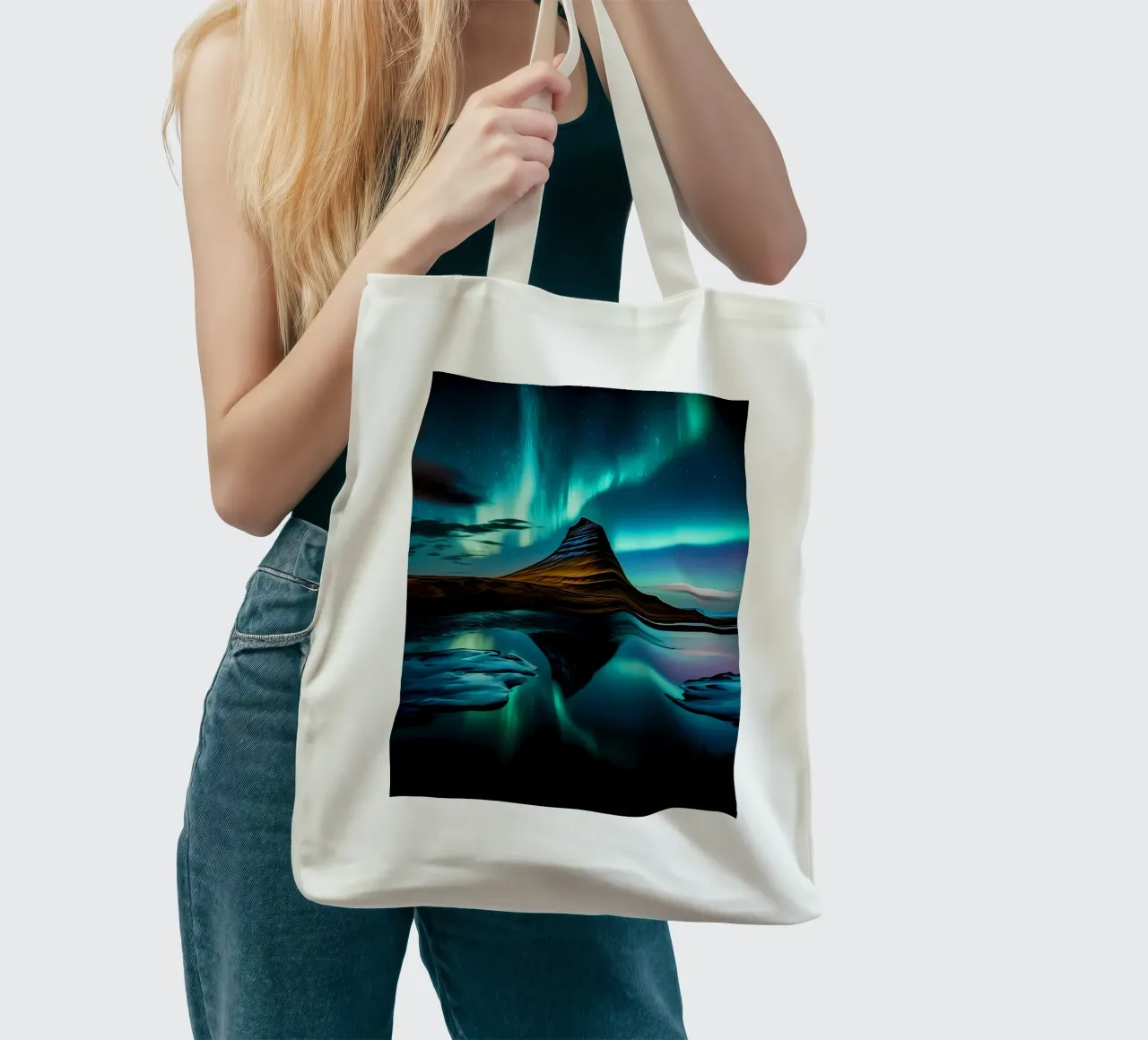 northern-lights aurora-borealis tote bag by Jennifer R Spyhalski