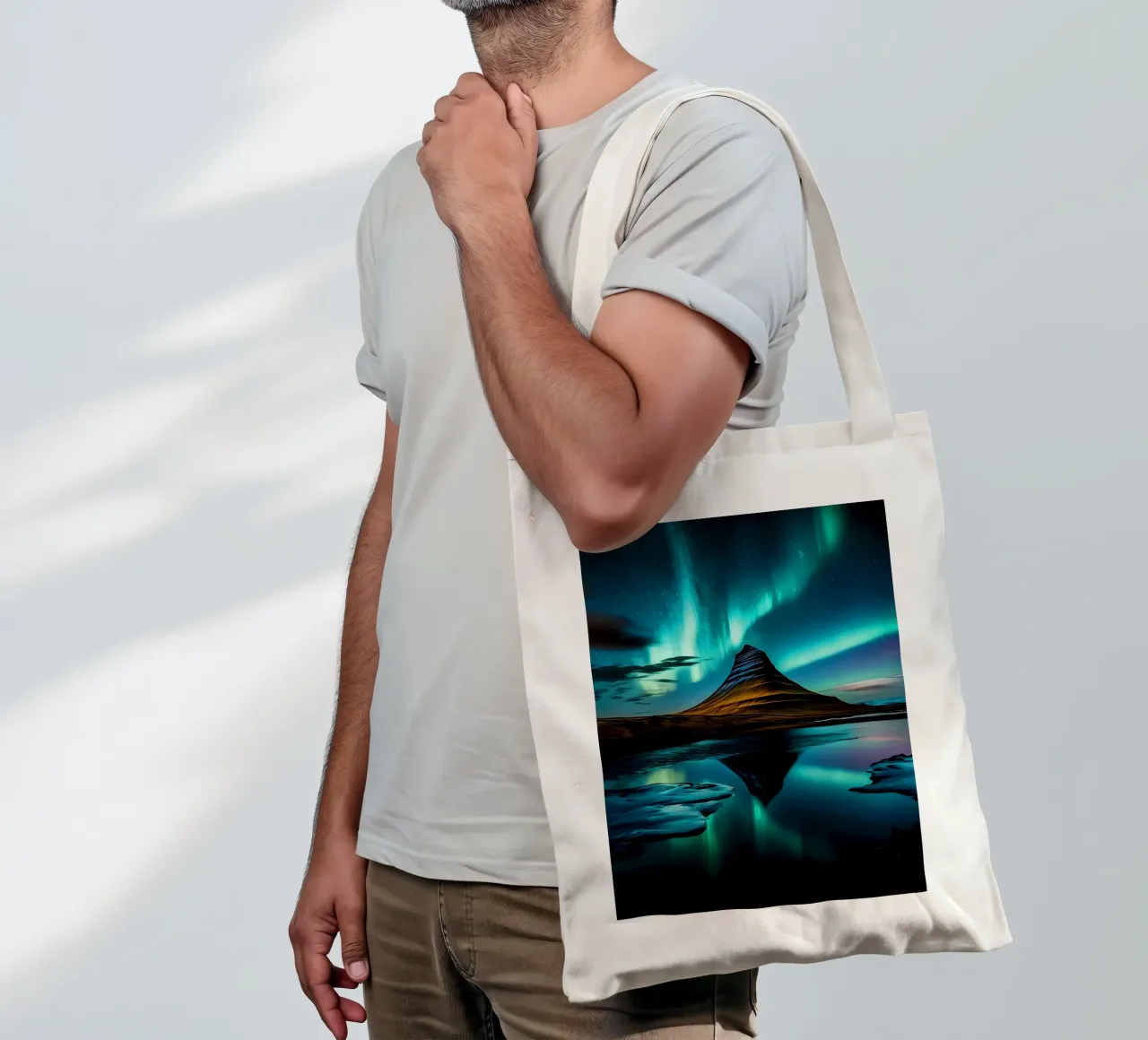 northern-lights aurora-borealis tote bag by Jennifer R Spyhalski
