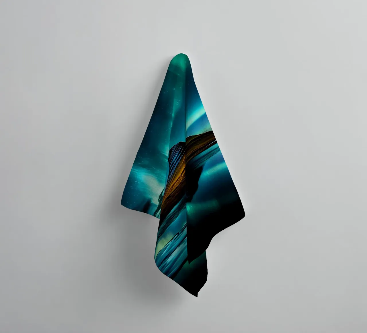 nordlicht aurora-borealis Handtuch von Jennifer R Spyhalski