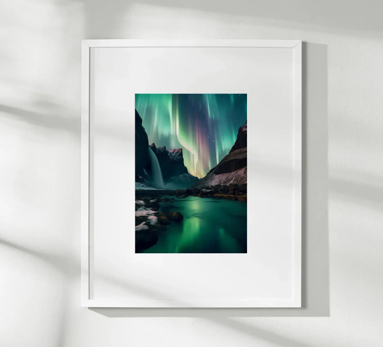 aurora boreale poster con telaio in alluminio da Jennifer R Spyhalski