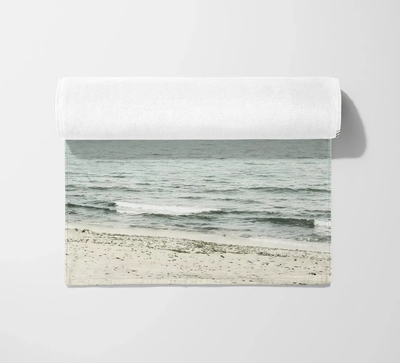 Strand Ozean Meer Strandtuch von Jennifer R Spyhalski