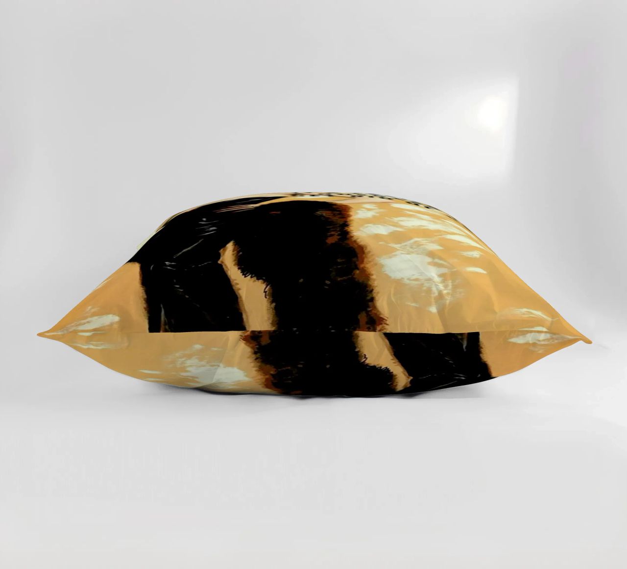 It's Easier To Find A Husband cuscino da Gallery Print and Art Limited