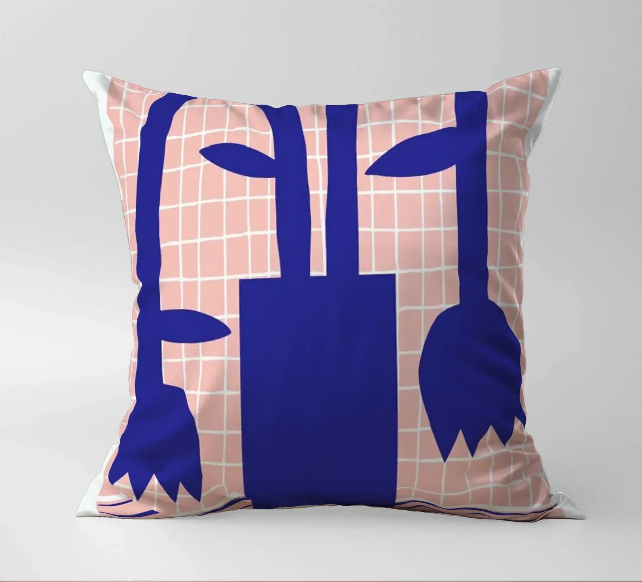 Vase and Checkers 2 cuscino da Pure