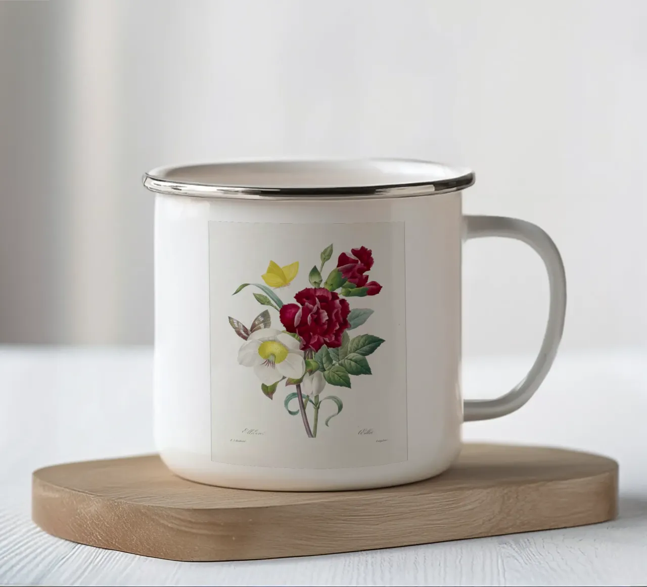 Hellebore and Oeillet tazza in smalto da vintageshop
