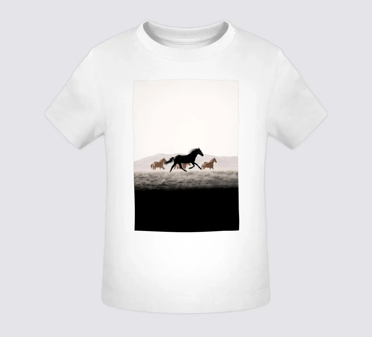 Midnight Run – Herd Across the Quiet Dunes maglietta neonato da Vela Luna