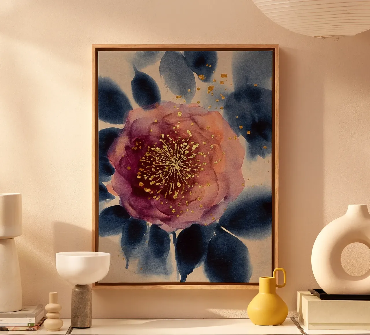 Fiore di mezzanotte con oro tela con Cornice a cassetta da Sophia Calder Studio