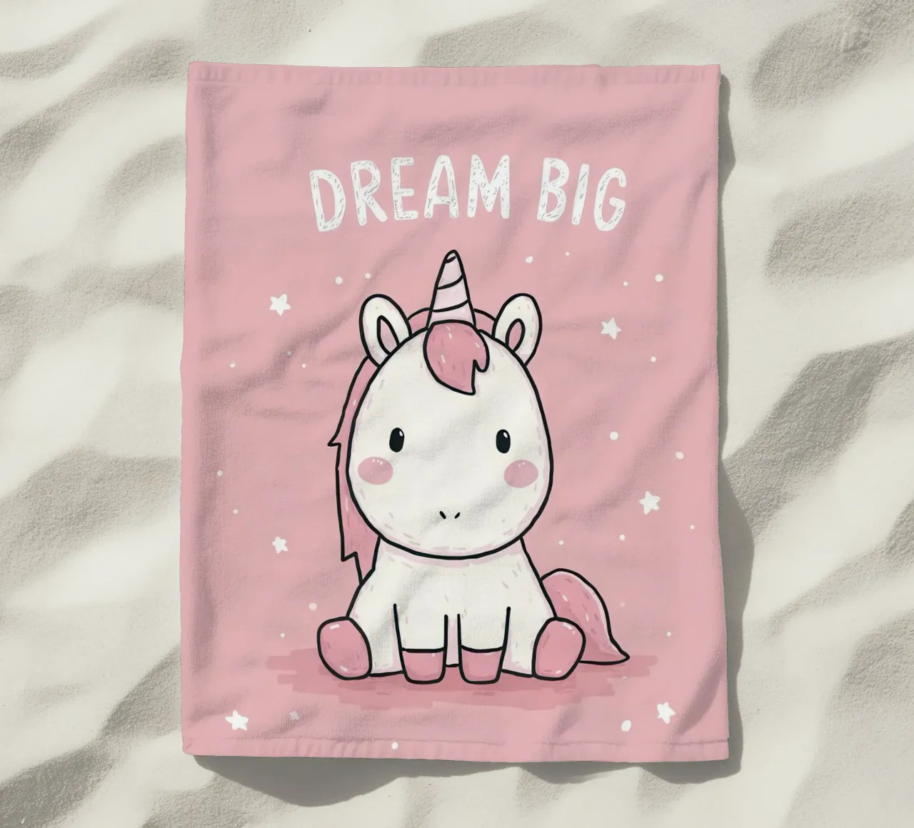 Licorne rose assise sous les étoiles "Dream Big" (rêver grand) serviette de plage de Moodwall