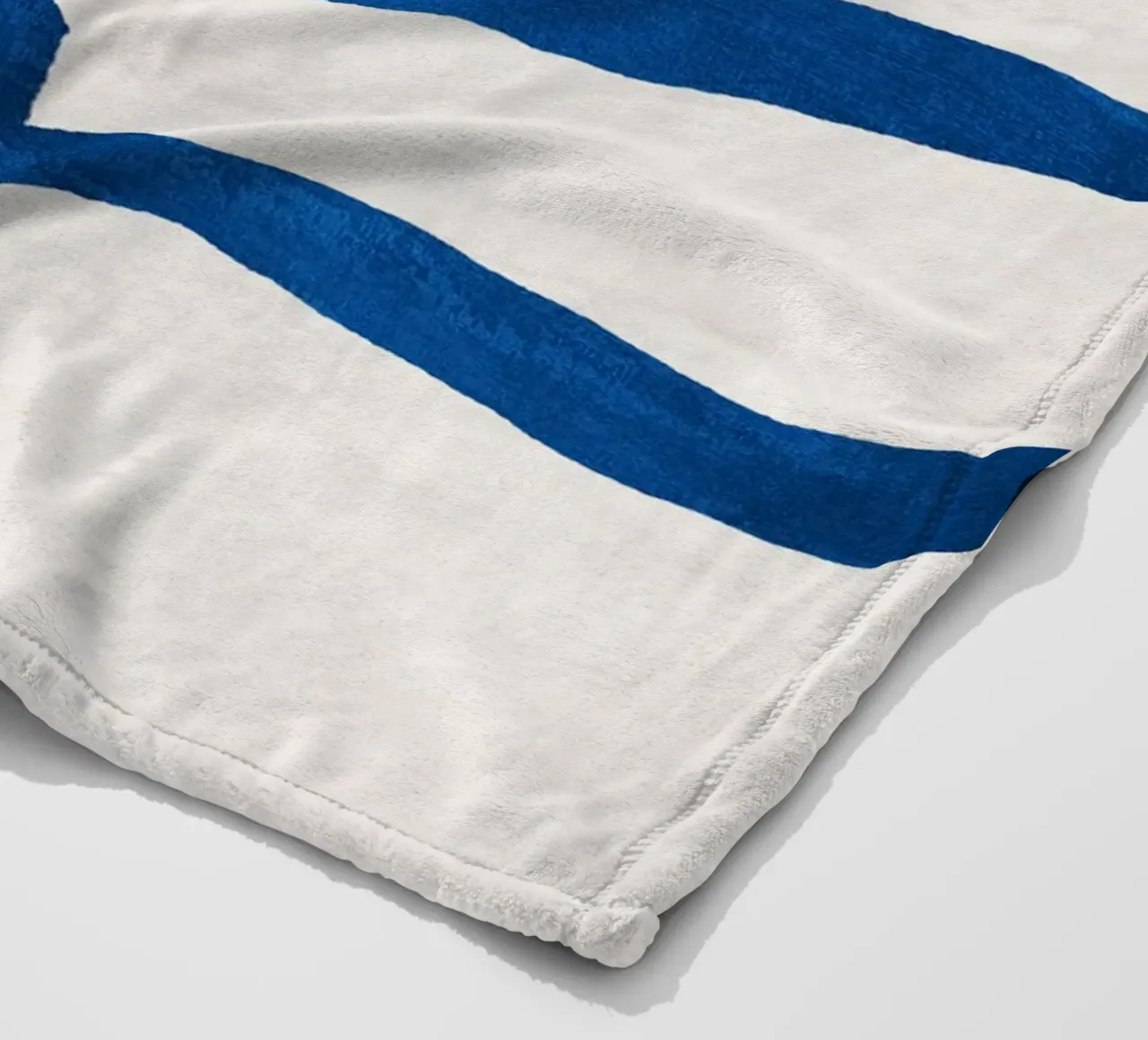 Abstract Botanical no. 2 Blue coperta in pile da adrianooliveira