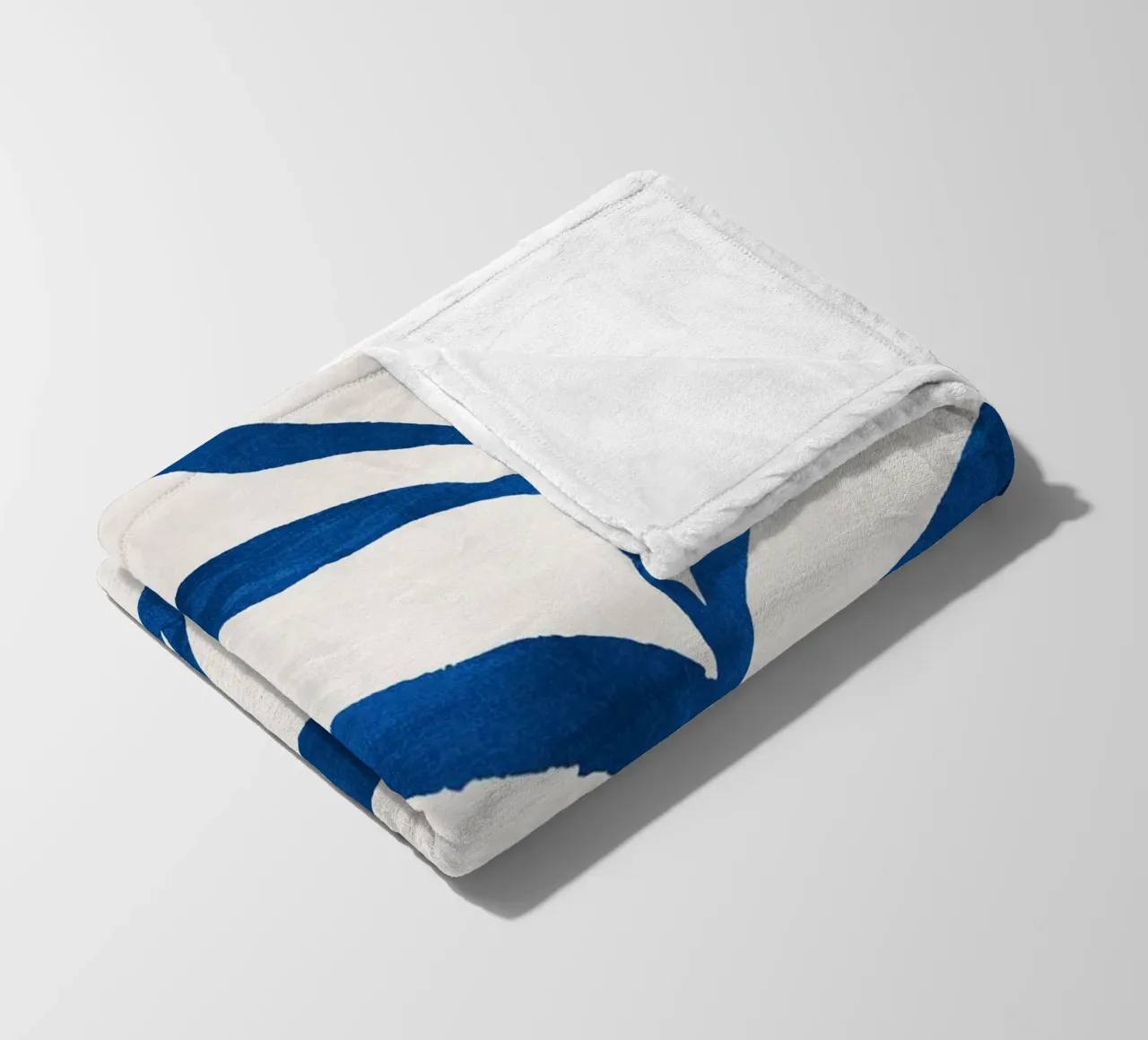 Abstract Botanical no. 2 Blue coperta in pile da adrianooliveira