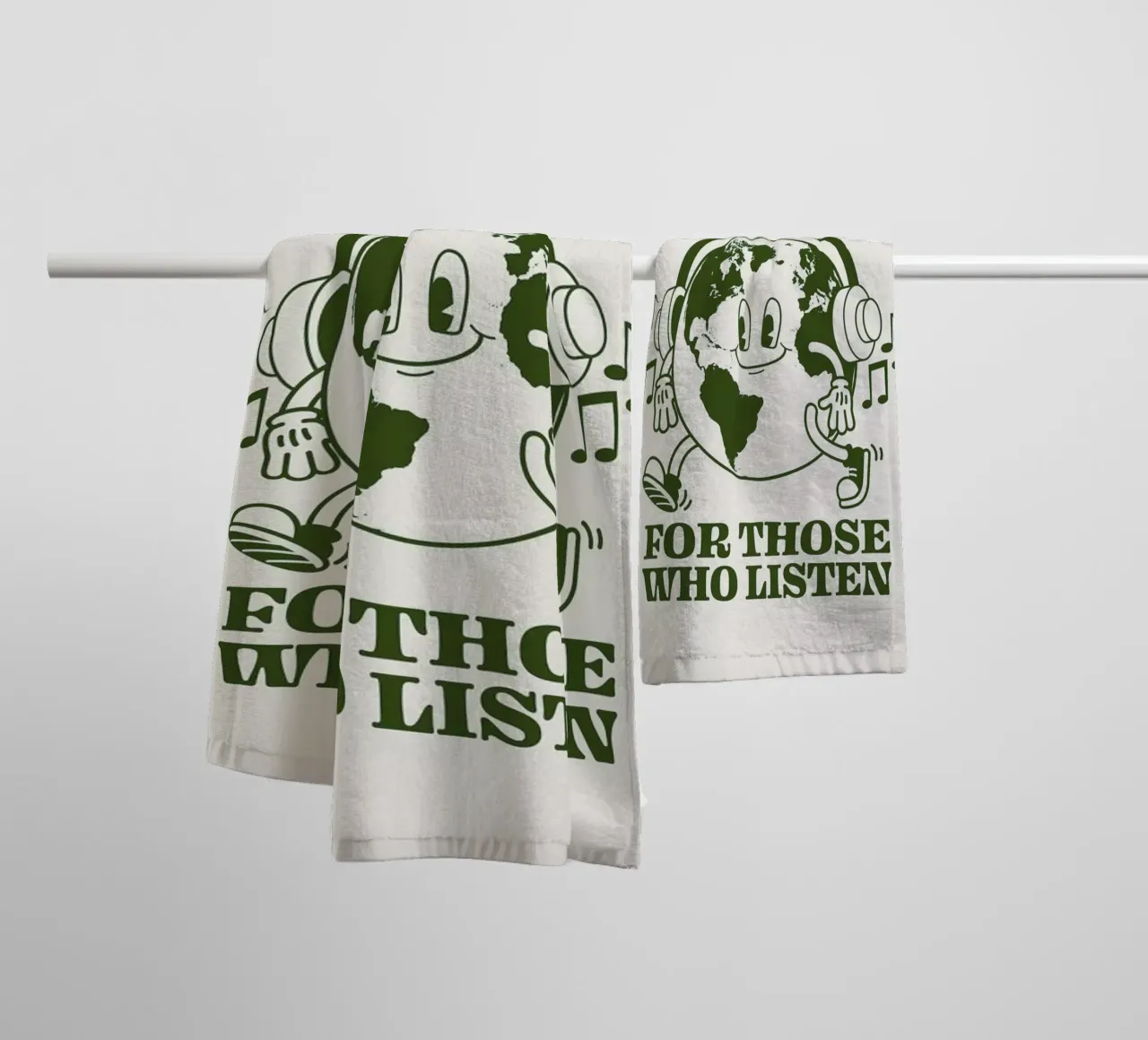 Earth Has Music For Those Who Listen asciugamano da bagno da cafelab