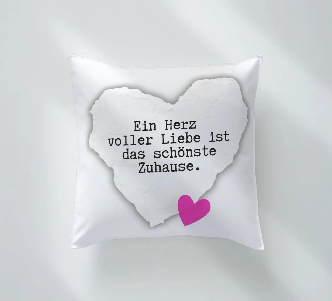 Herz. Liebe. Zuhause. cuscino da DigiWunderwerk