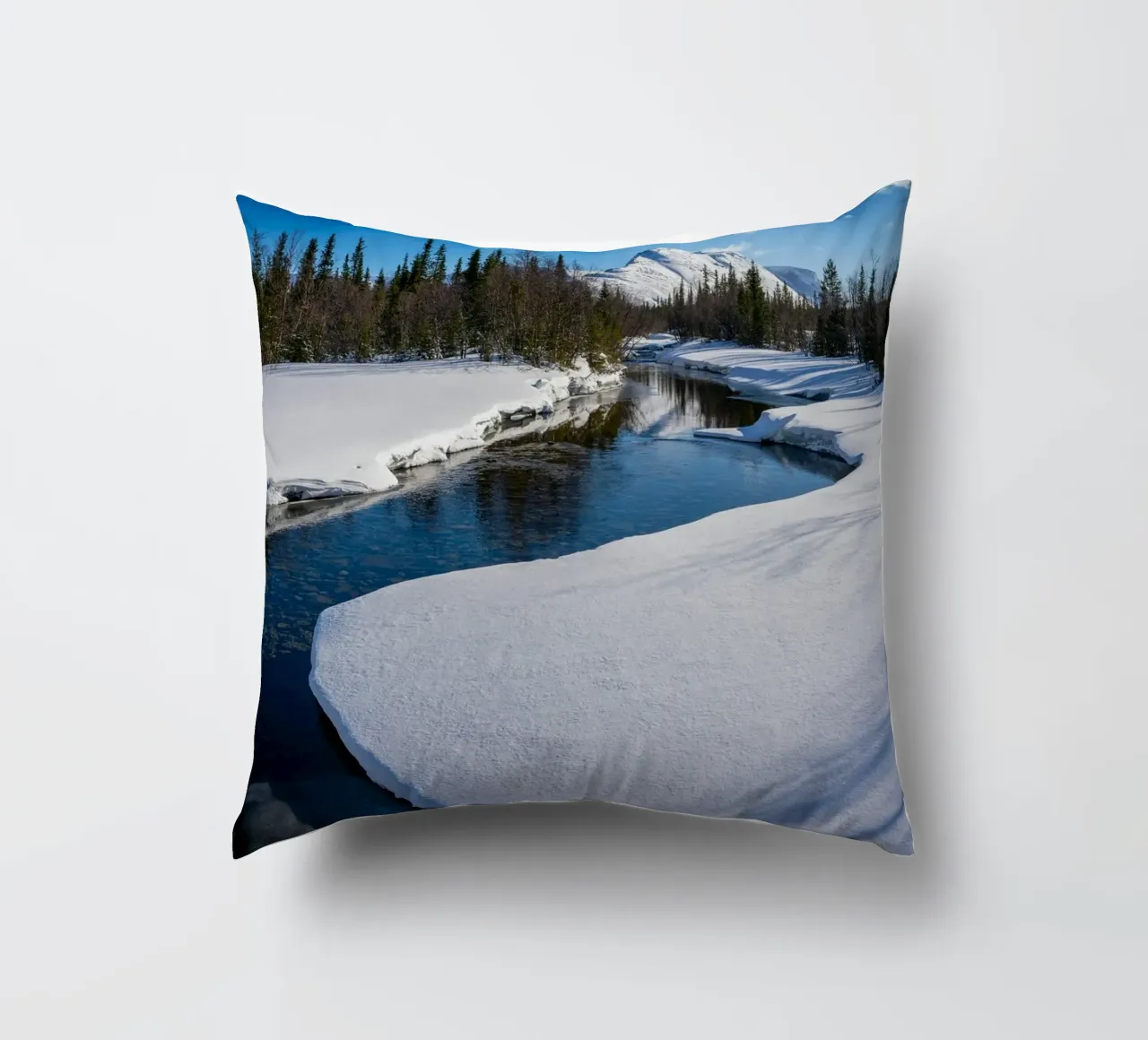 fiume di neve cuscino da Earthly Visions