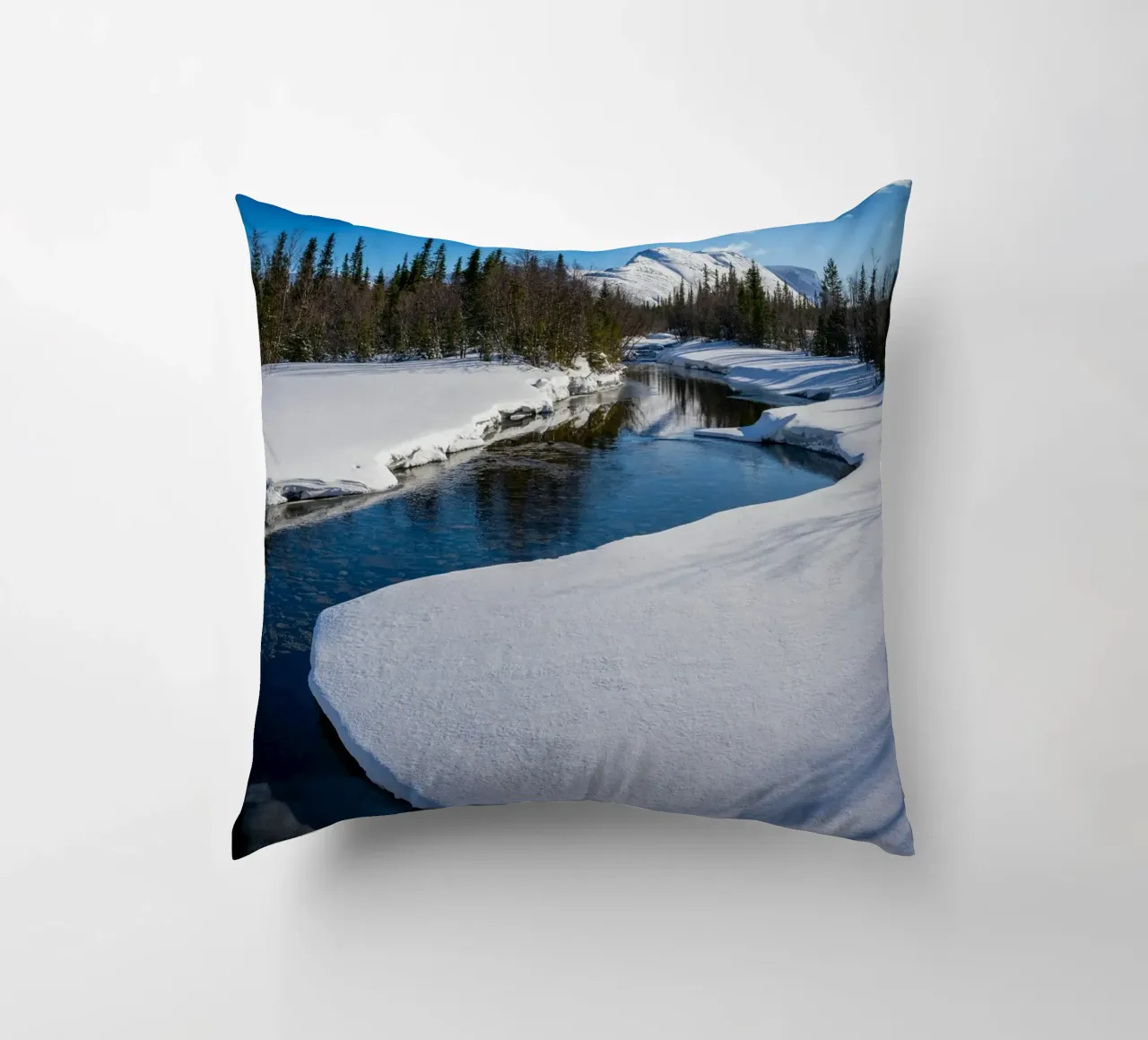 fiume di neve cuscino da Earthly Visions