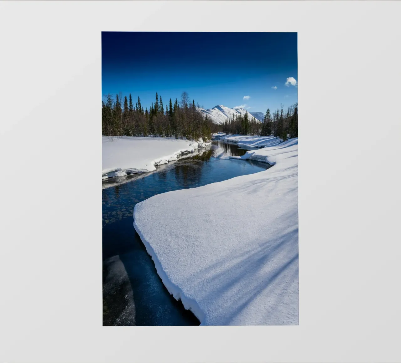 fiume di neve pellicola backlit da Earthly Visions