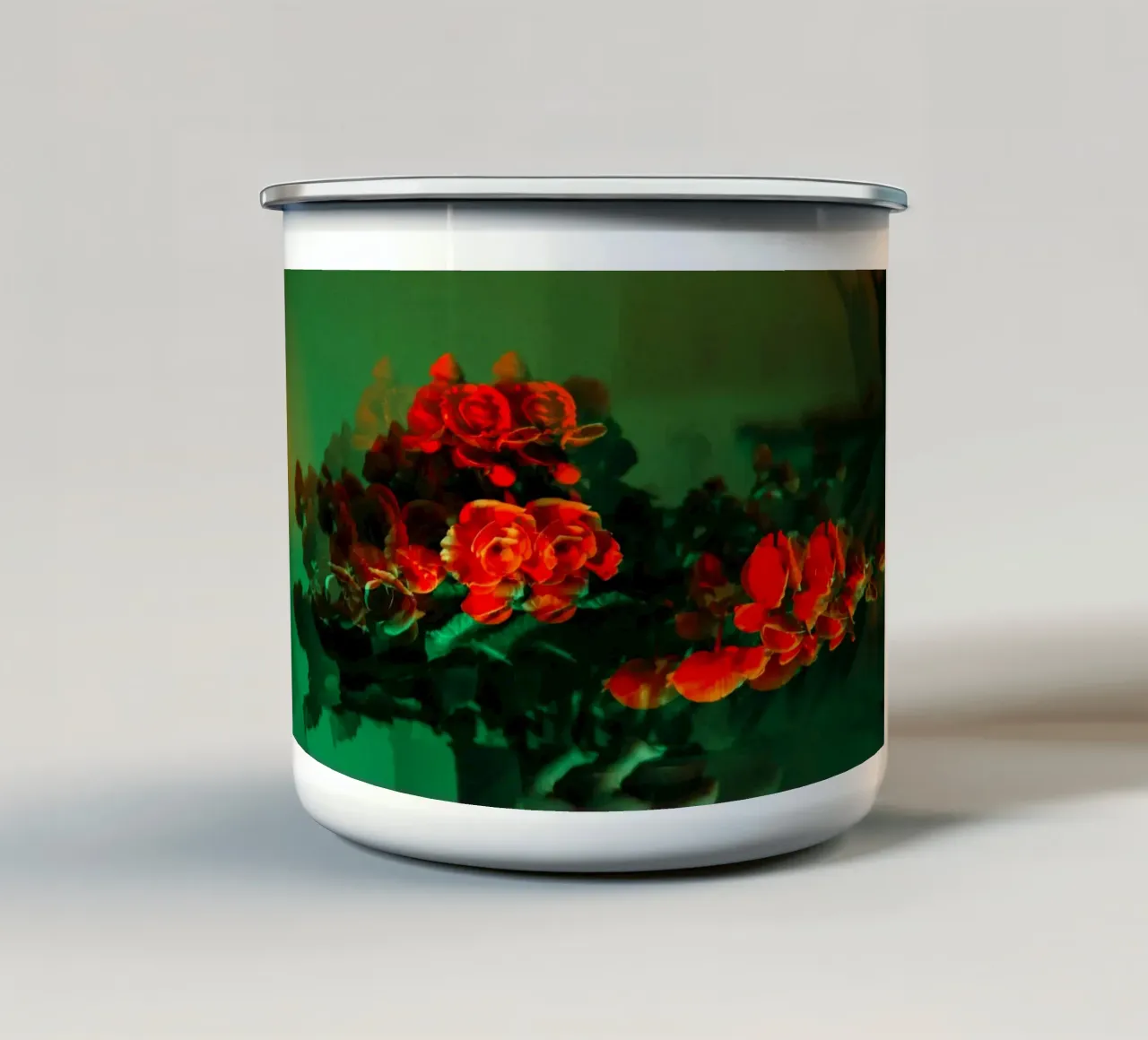 bouquet di fiori tazza in smalto da Earthly Visions