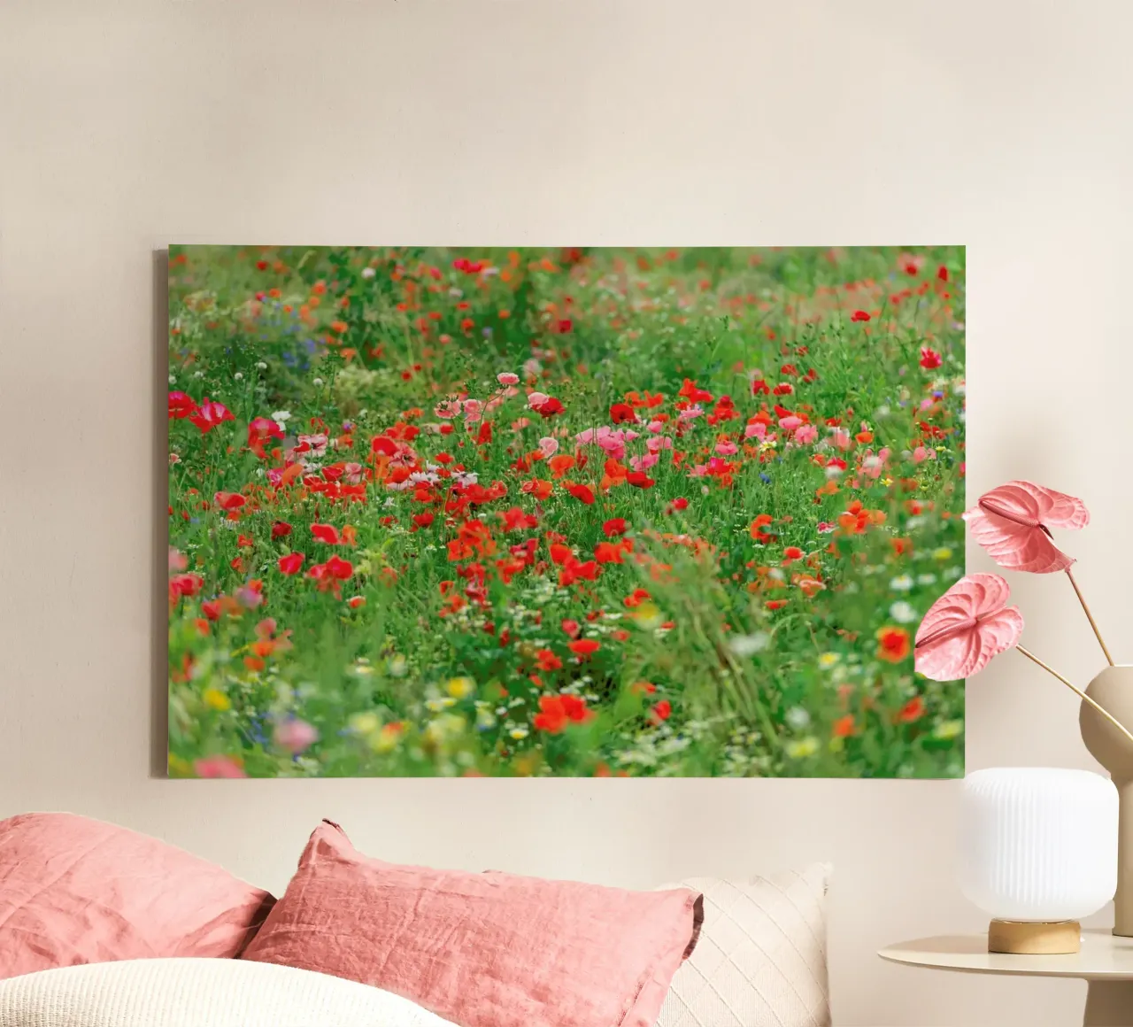 Wild Red Pink Poppyfield Leinwand von Curious Collections by Marielle Leenders