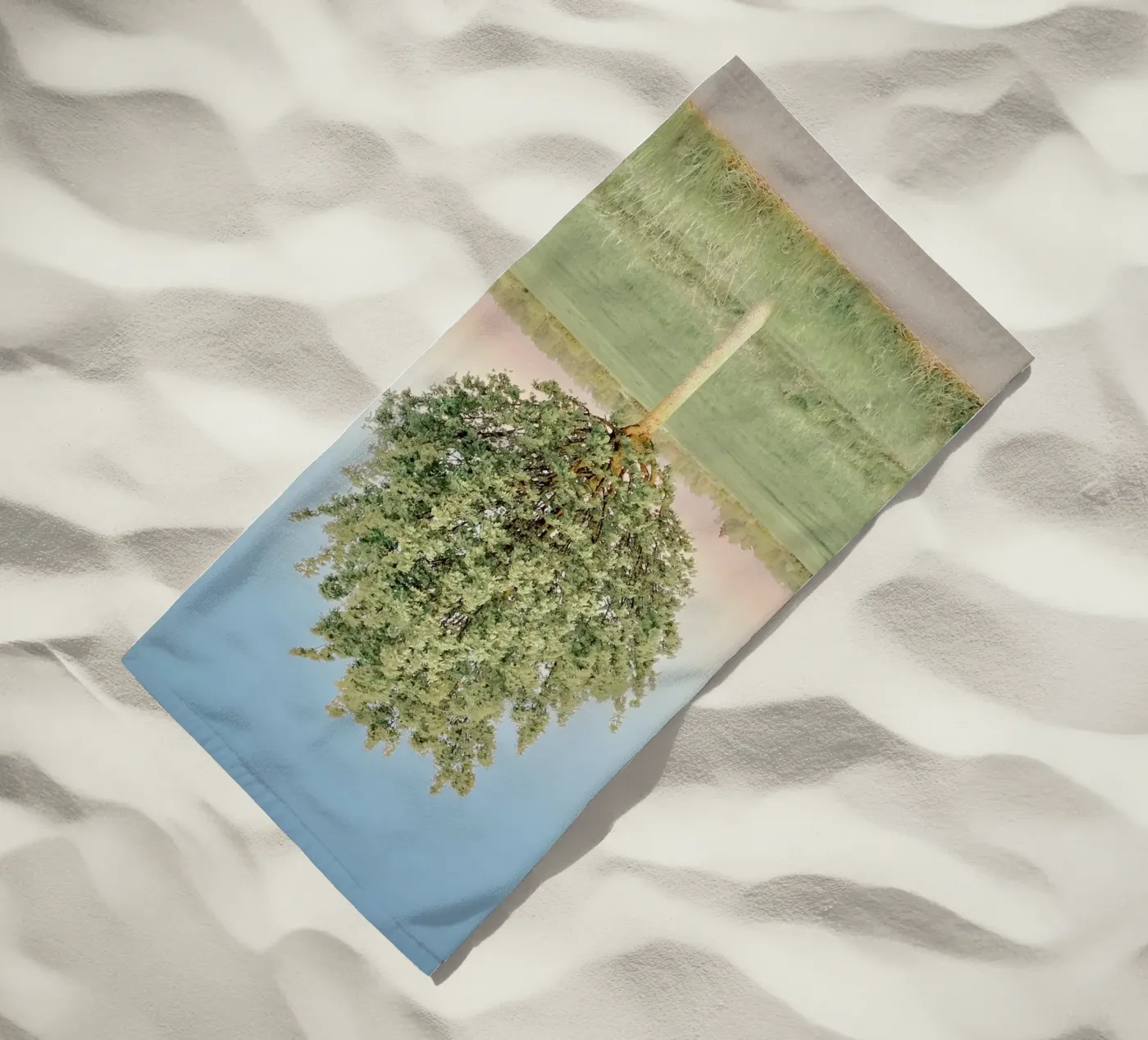 Spring Tree telo mare da KISSA STUDIO