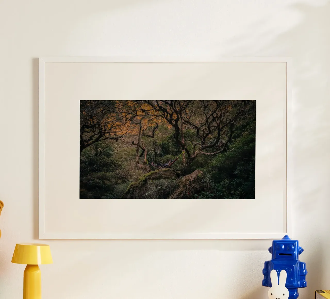 Nella foresta poster da PhotoVibe Decor