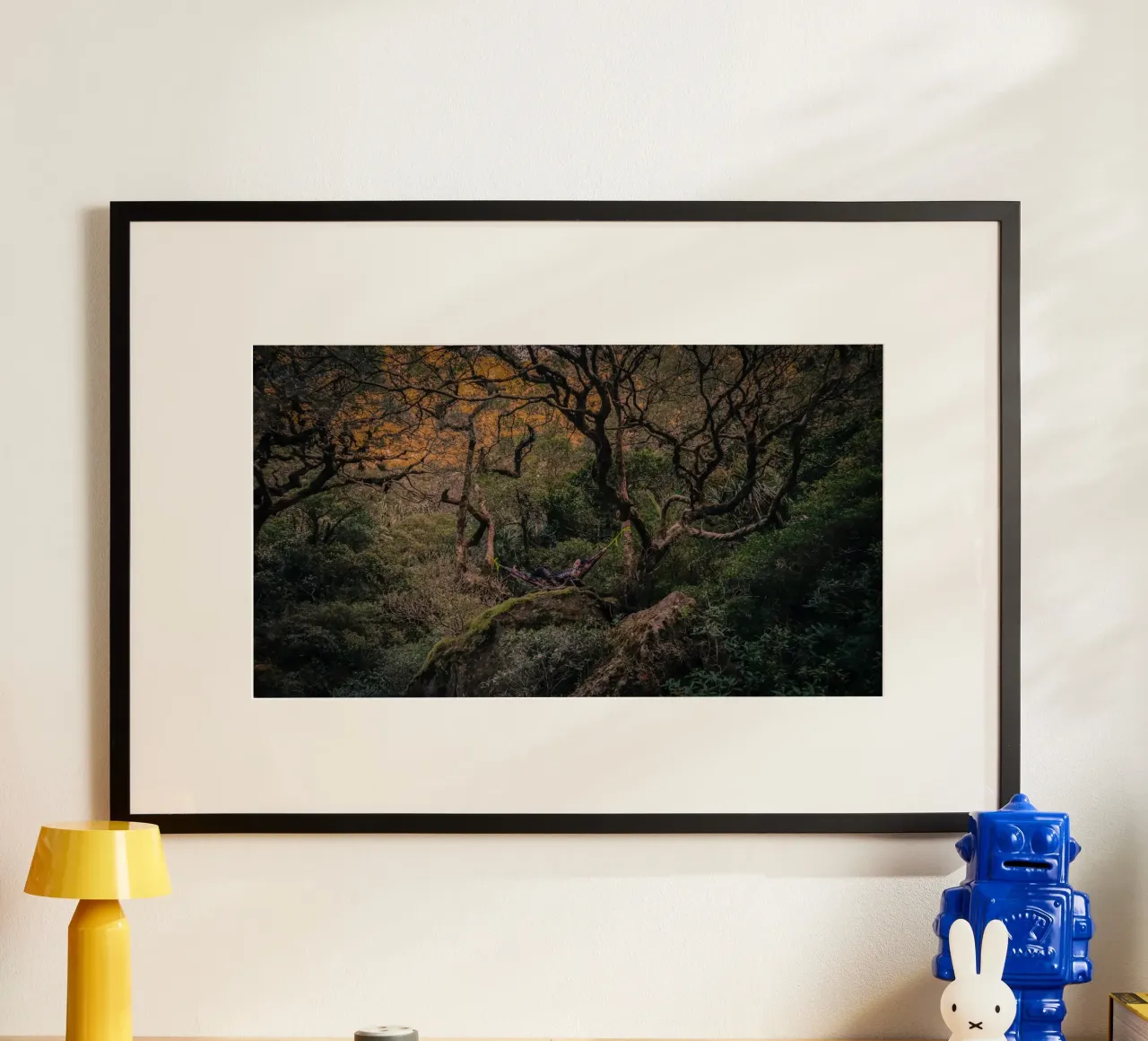 Nella foresta poster da PhotoVibe Decor