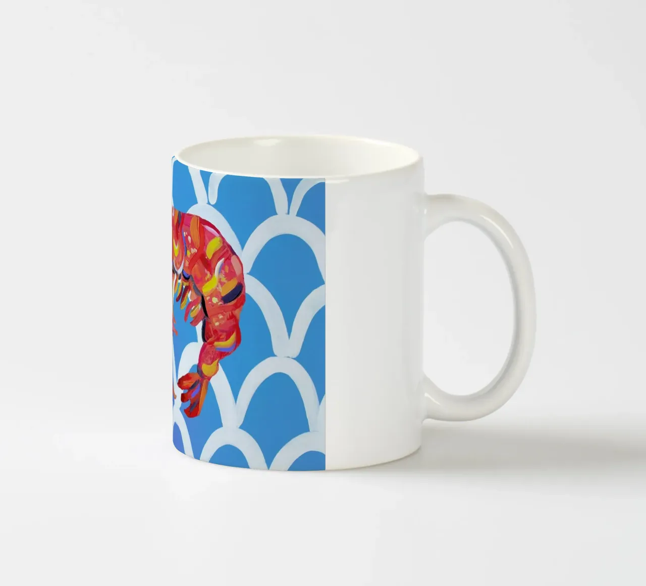 Prawn On Blue Wavey tazza in ceramica da Alice Straker