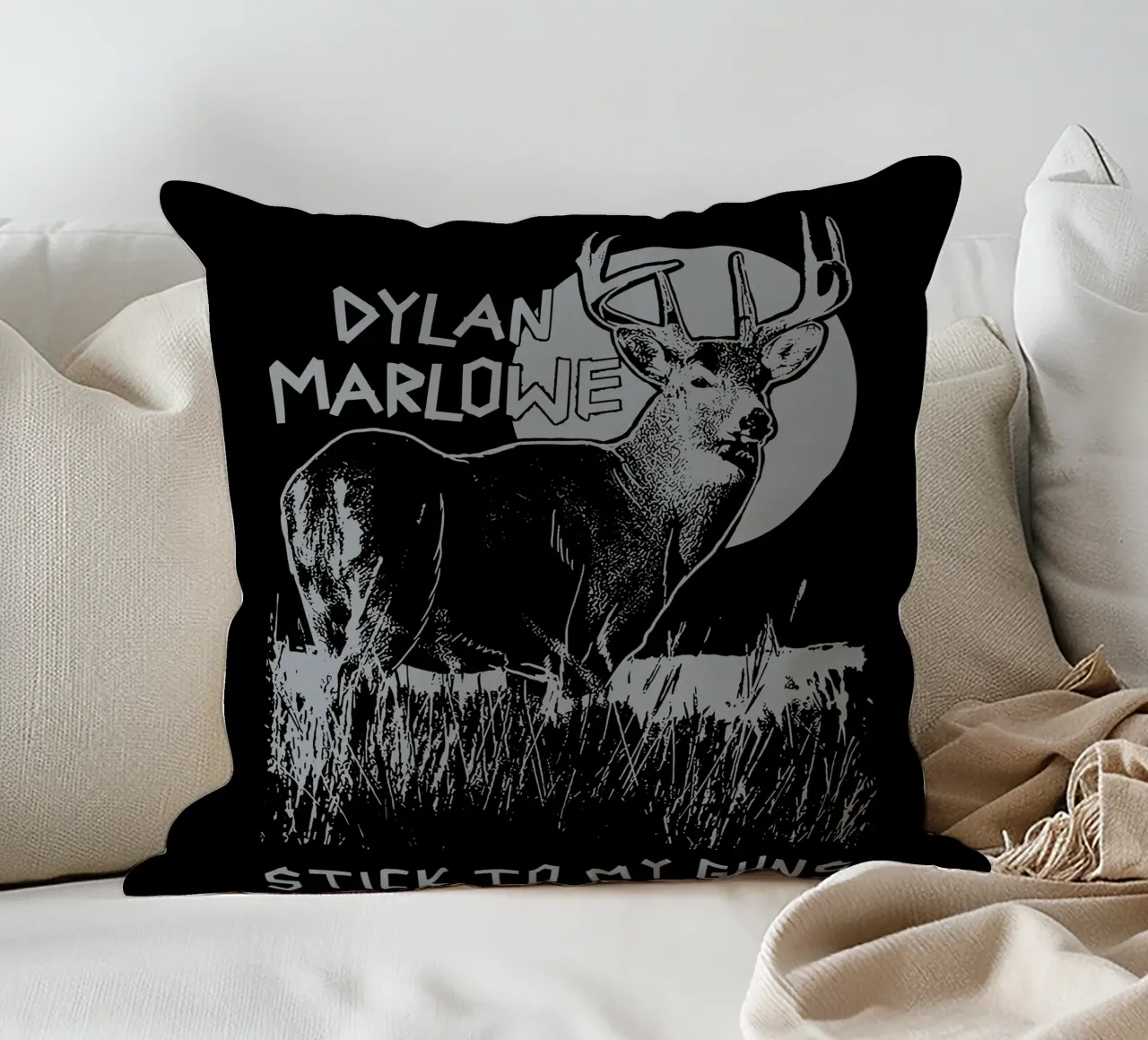 Dylan Marlowe DM Stick To My Guns V2 cuscino da carleemiller