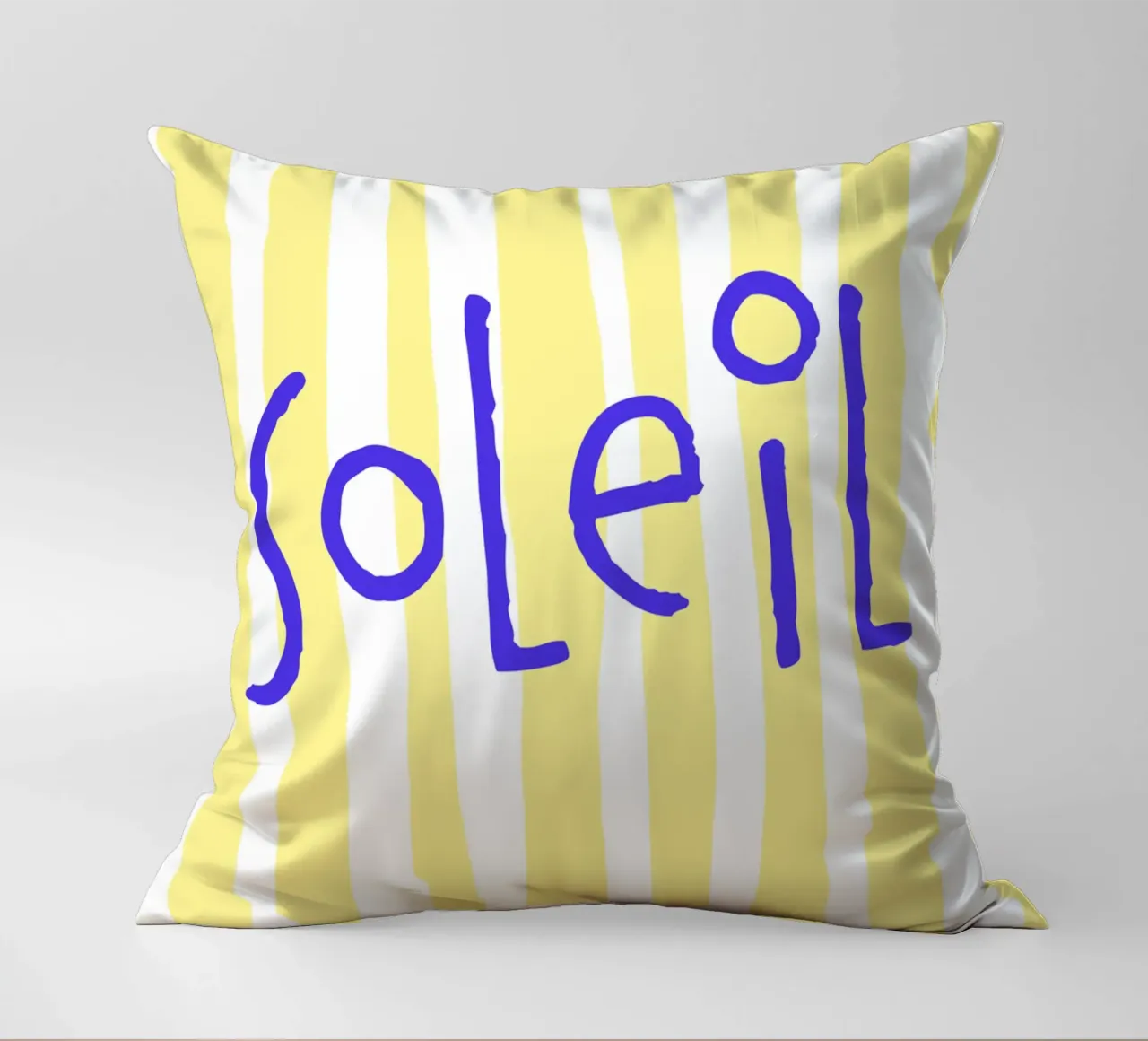 Soleil. cuscino da FRICKE DESIGN