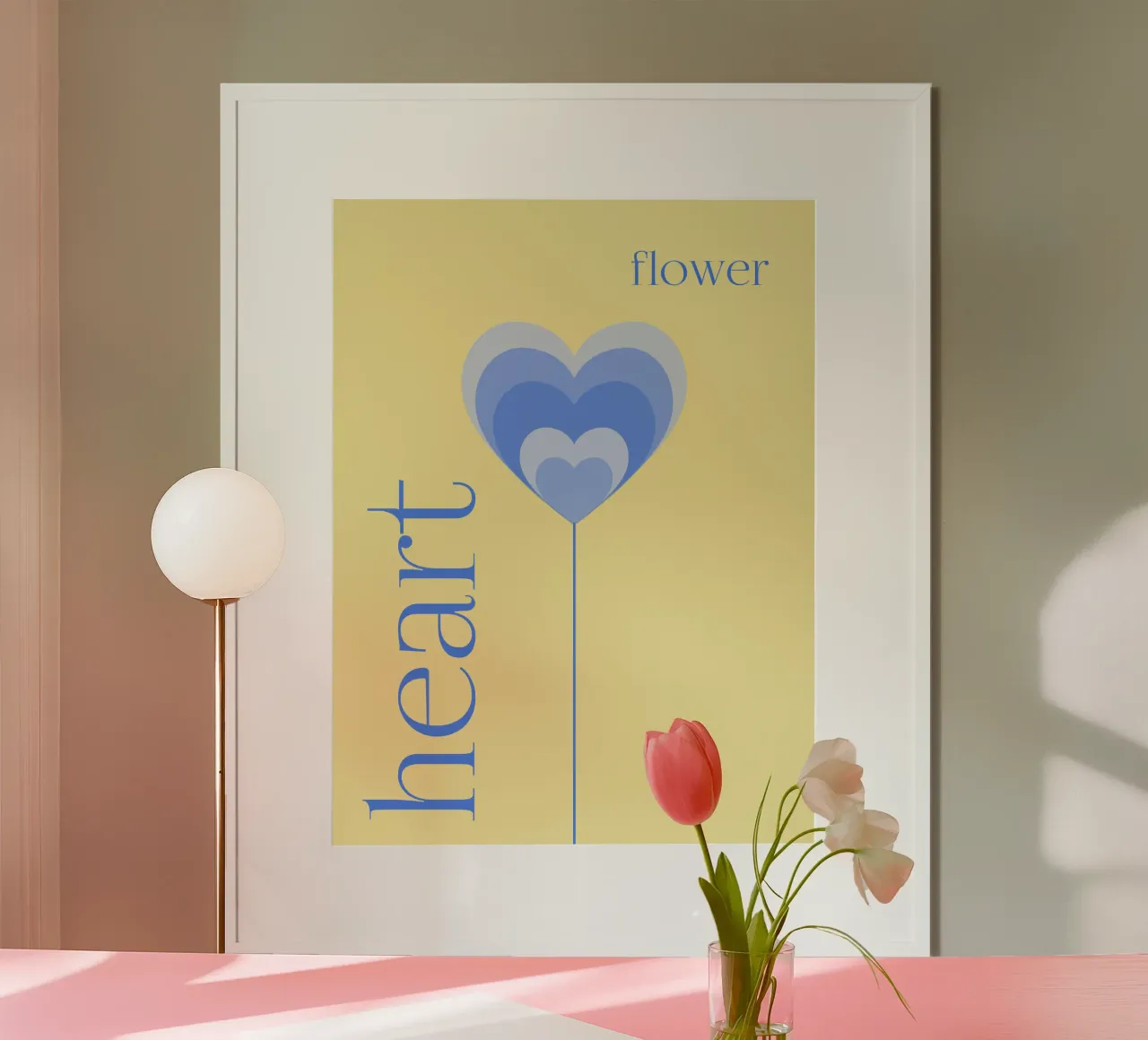 Heartflower auf gelbem Hintergrund poster da Lilou Art