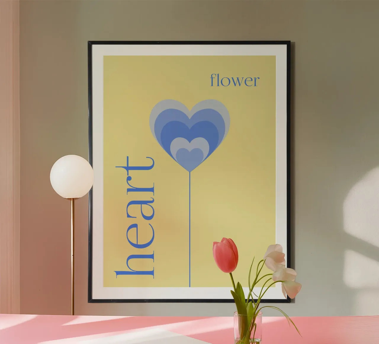 Heartflower auf gelbem Hintergrund poster da Lilou Art