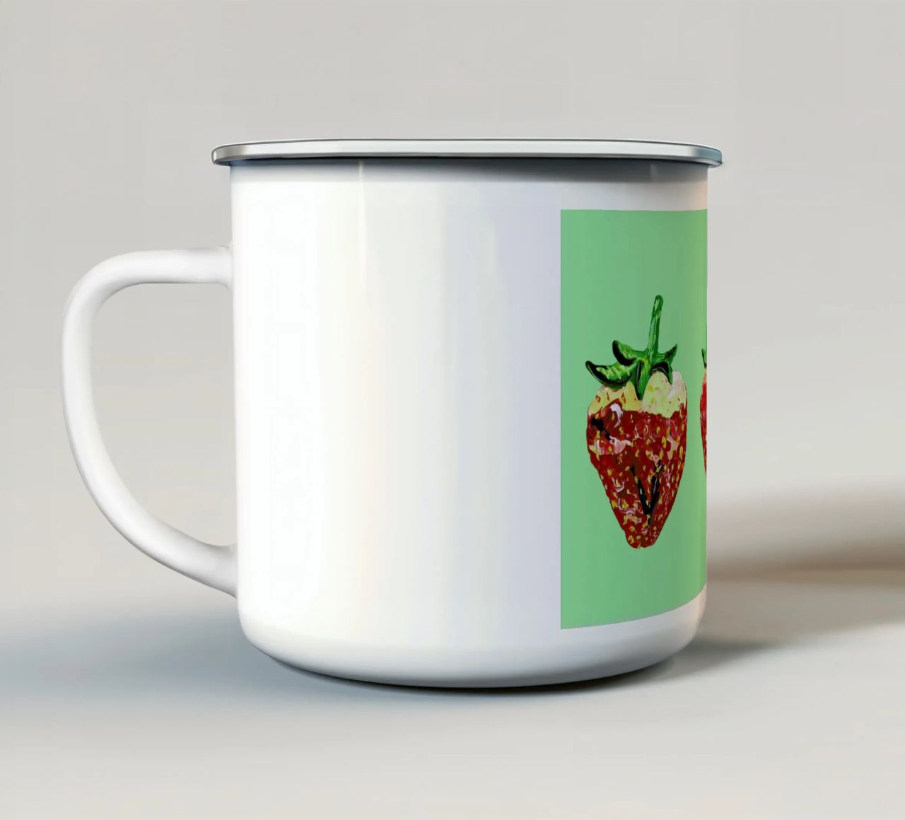 Strawberries tazza in smalto da Alice Straker