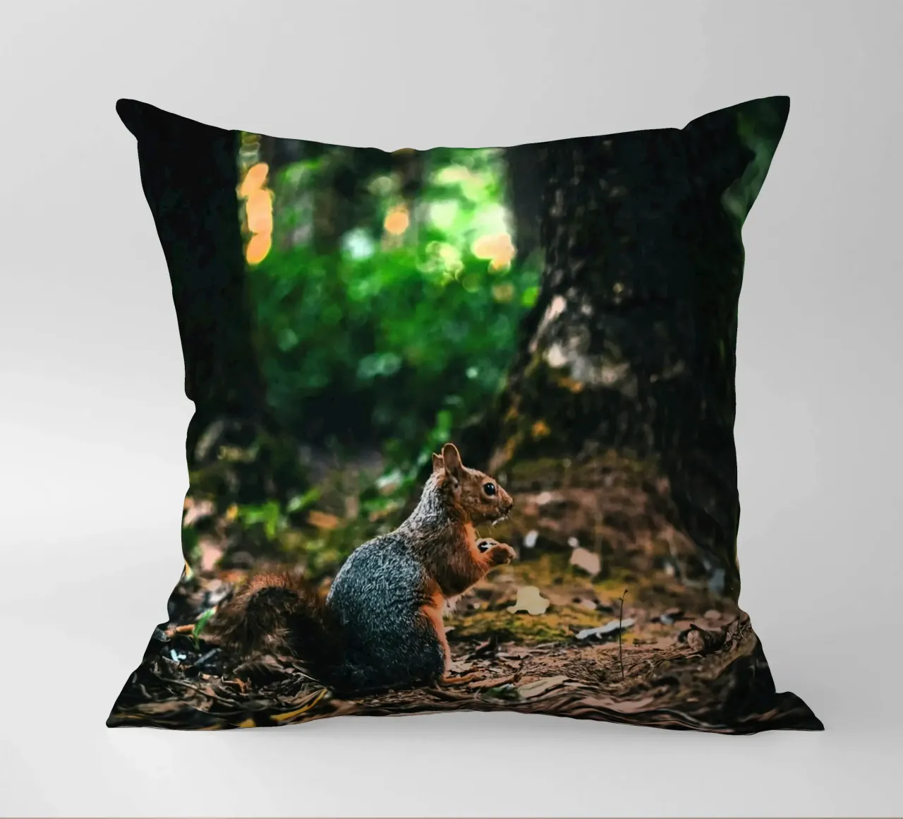 coda di scoiattolo della foresta cuscino da animal story home