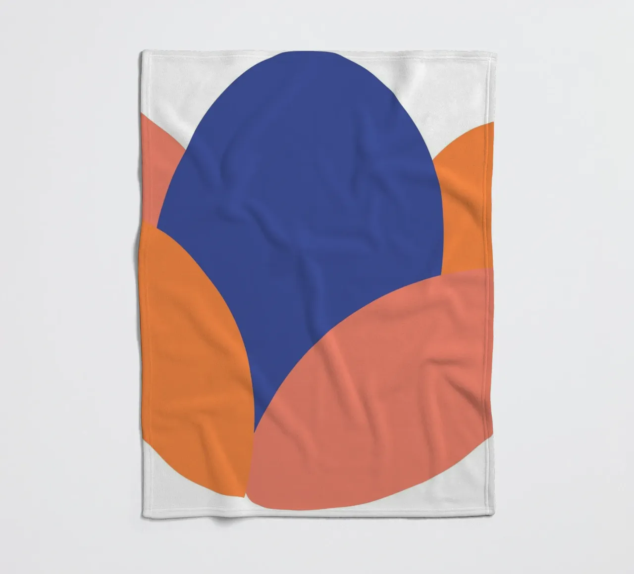 forma ovale semplificata coperta in pile da pastel color shape