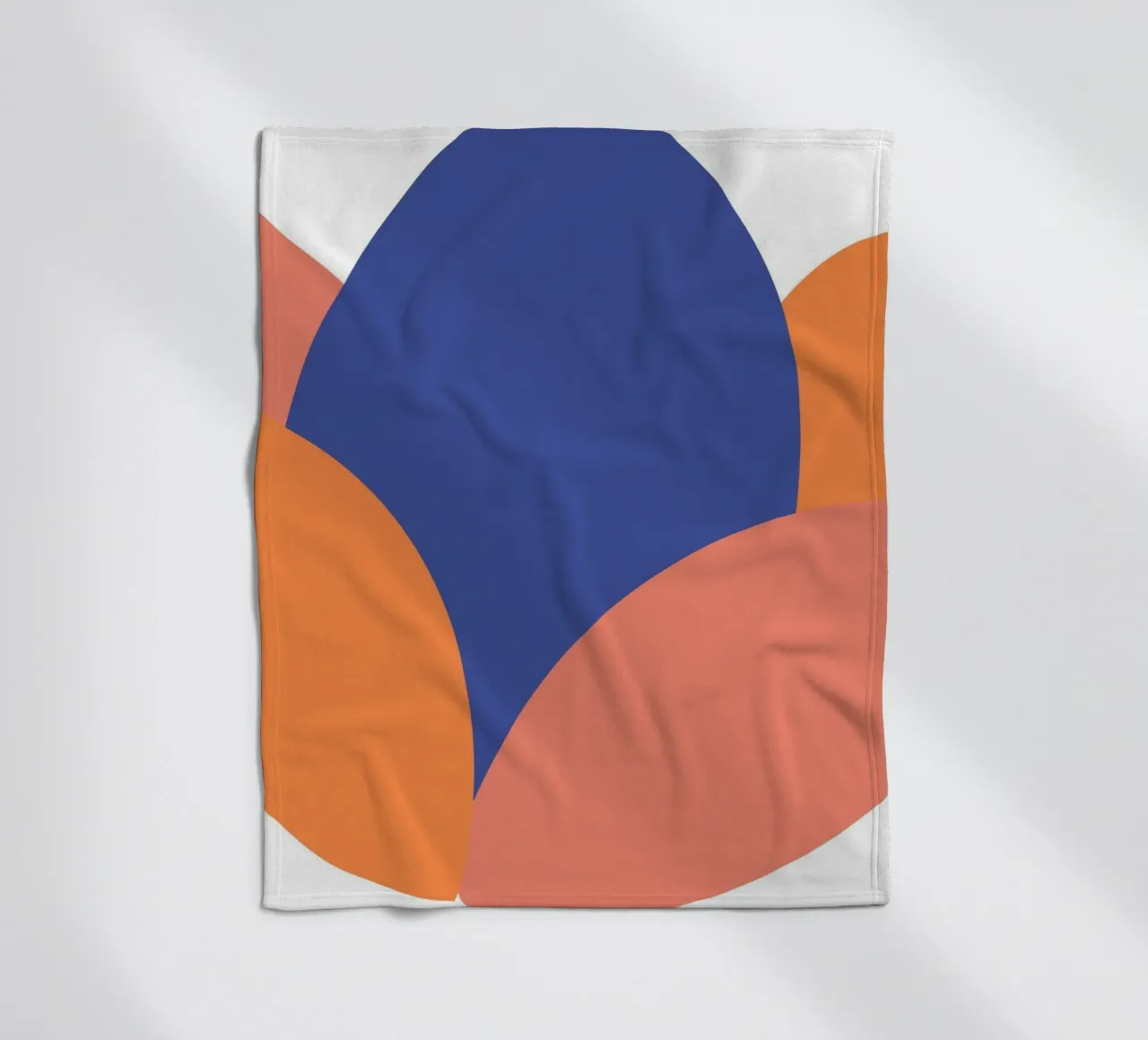 forma ovale semplificata coperta in pile da pastel color shape