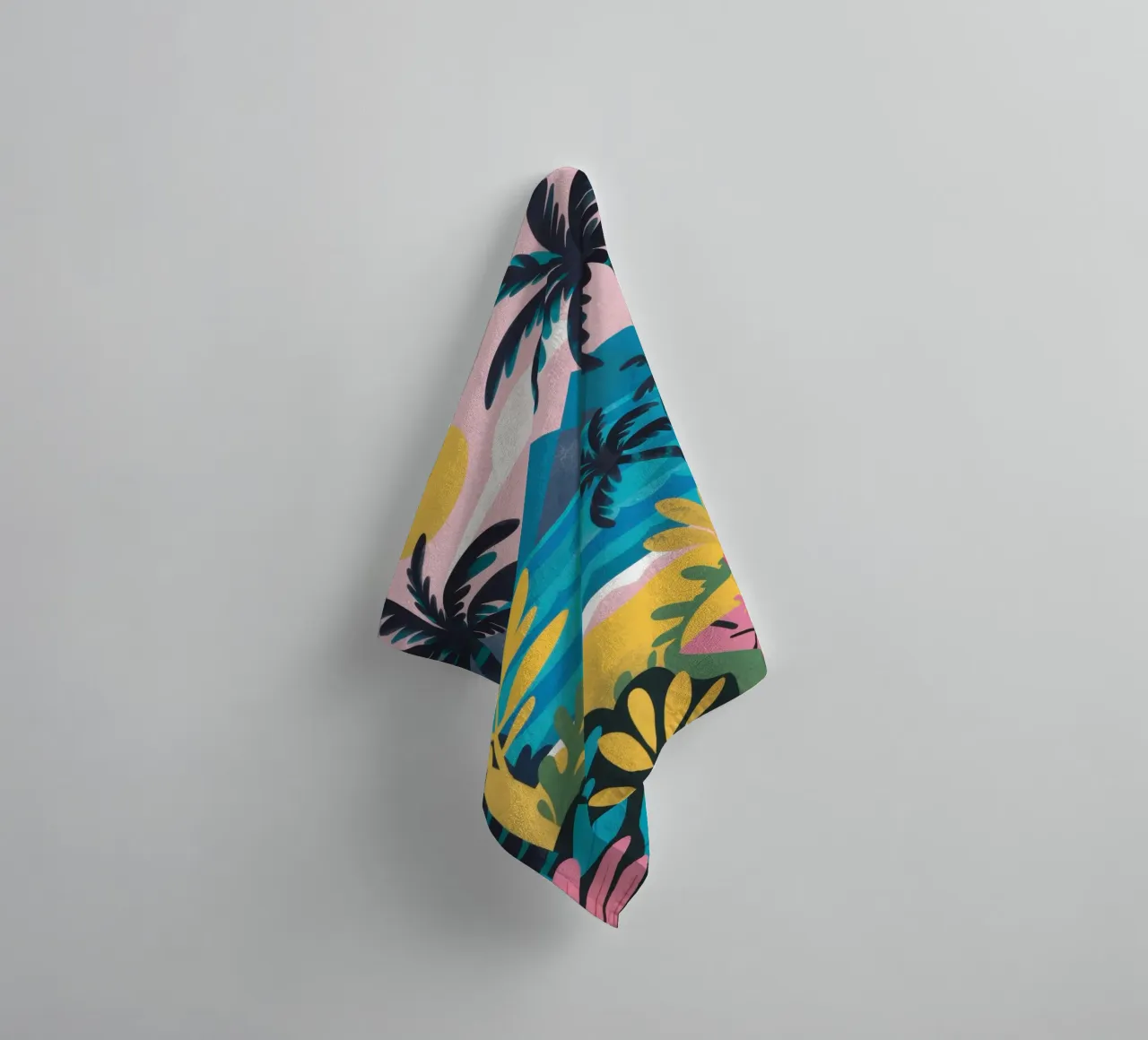 Palme del cielo rosa asciugamano da bagno da Sentinel Glow