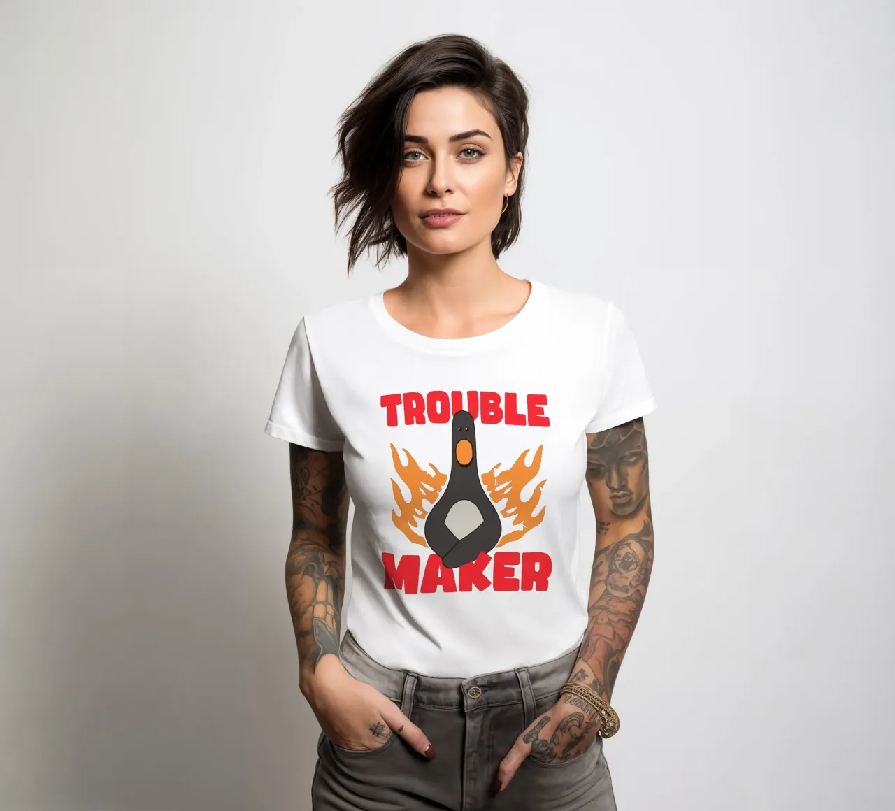 Feathers McGraw Trouble Maker t-shirt da donna da vantobbin