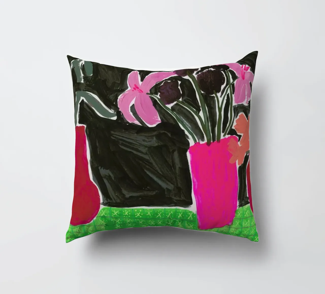 Flowers In Vases On Patterned Tablecloth cuscino da Sonia Brittain