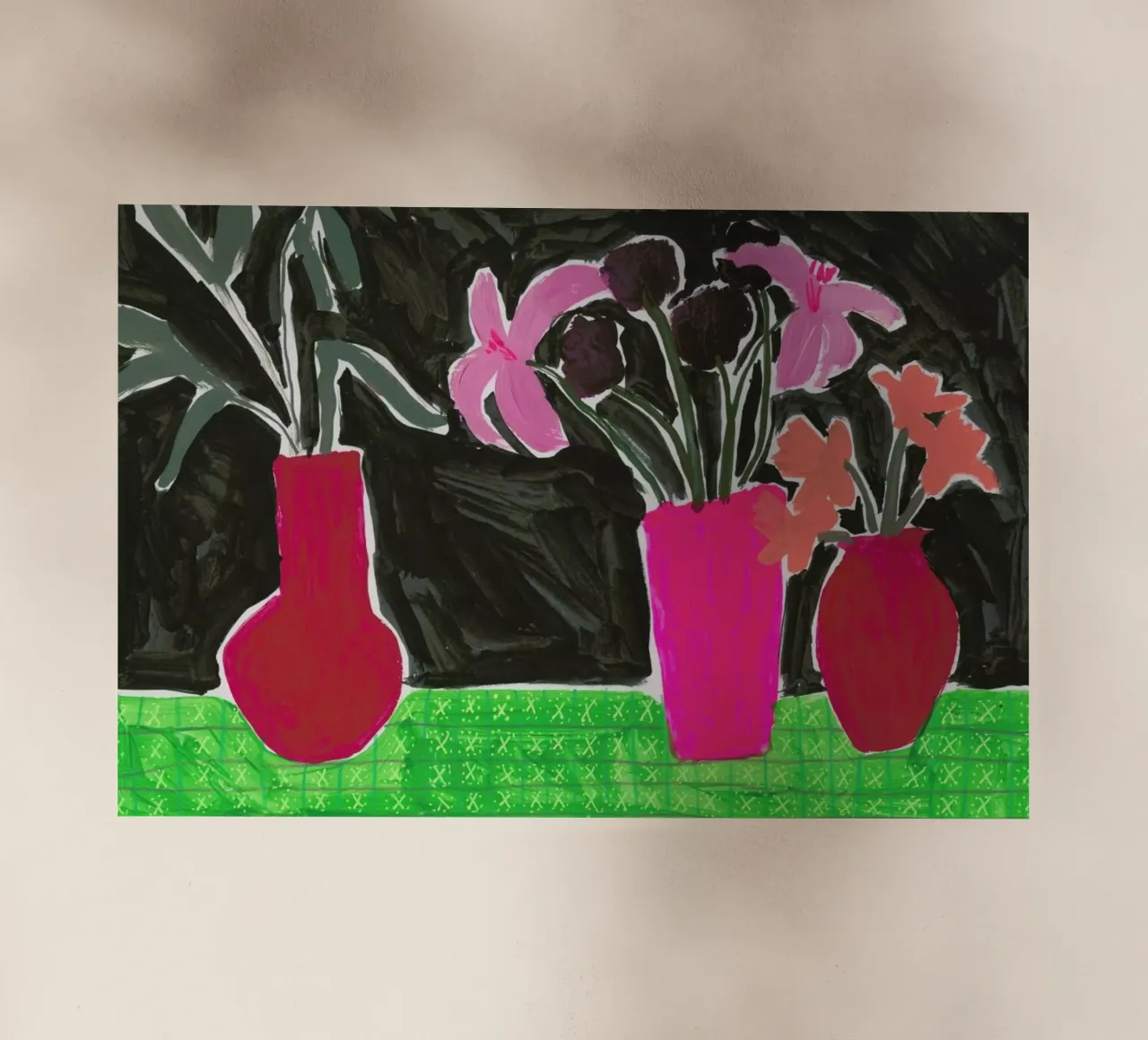 Flowers In Vases On Patterned Tablecloth pellicola backlit da Sonia Brittain