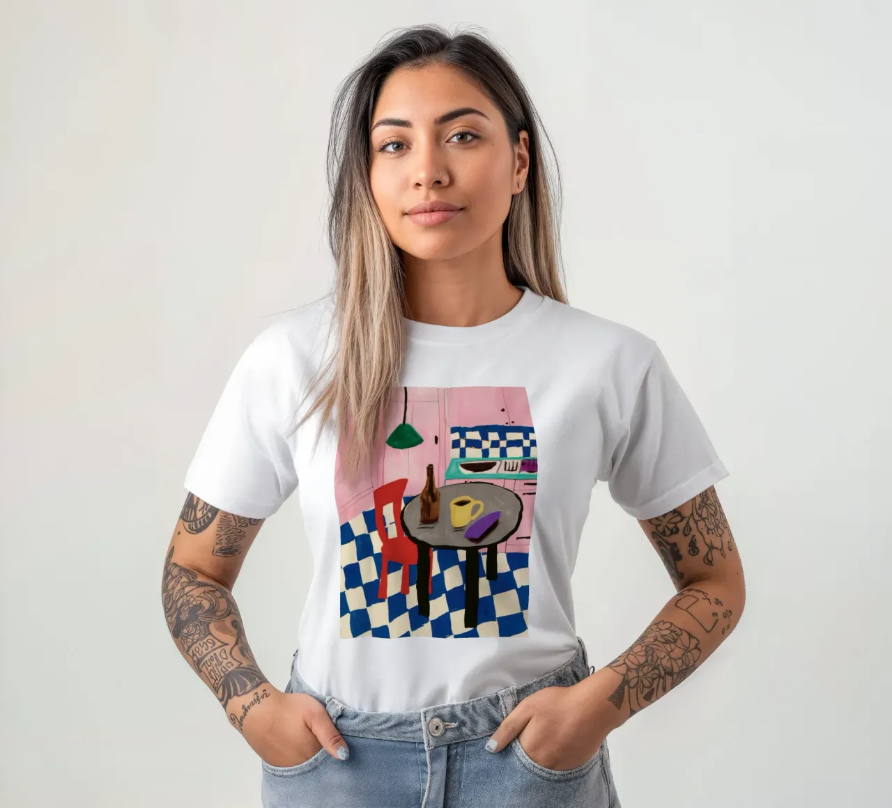 Natura morta con pavimento a scacchi t-shirt da Pale Aura