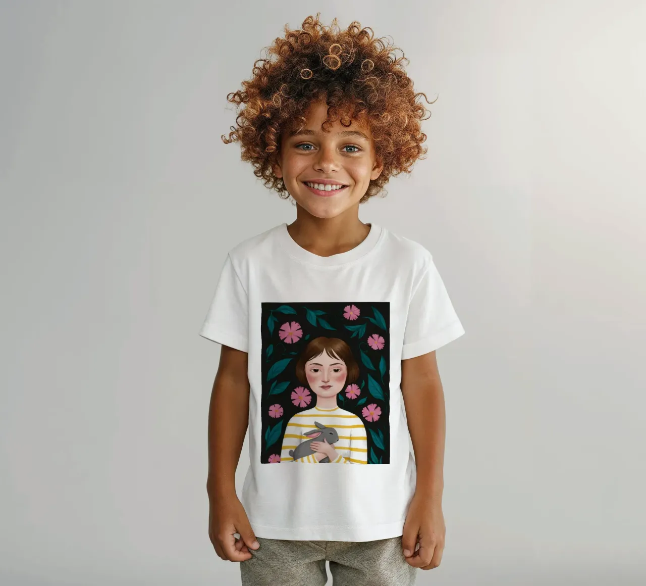 Femme avec chat et fleurs t-shirt enfant de Marigold Tiga