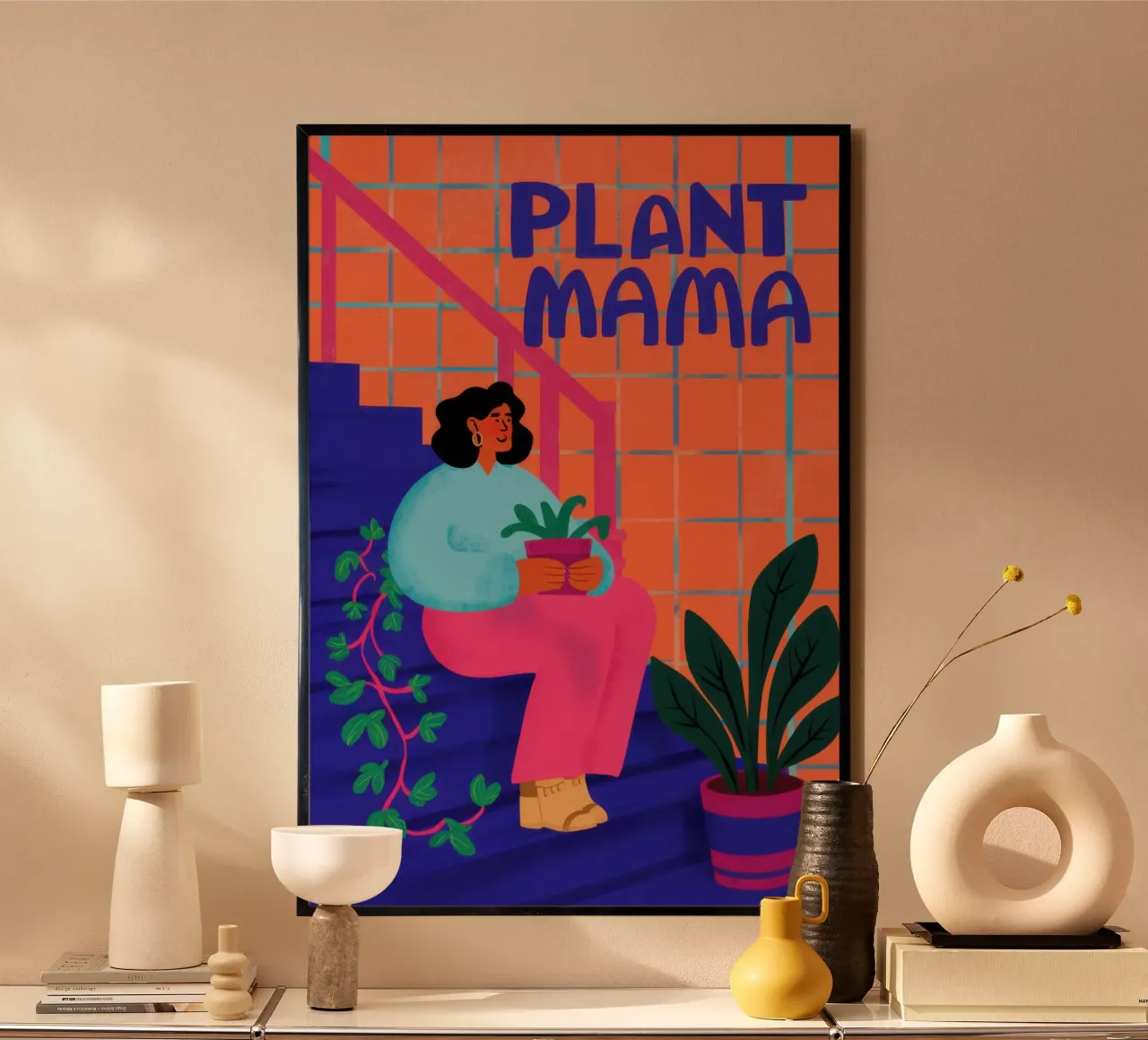 Mamma orgogliosa di una pianta poster con telaio in legno da Pale Aura