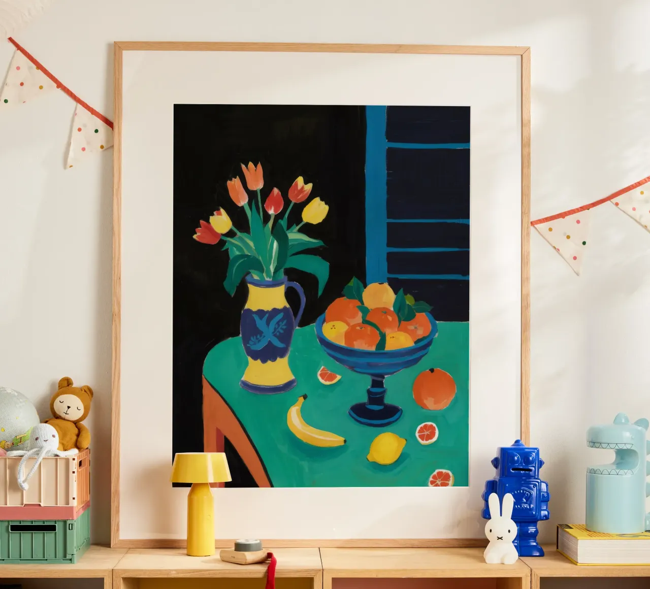 Sedia Tulip Bowl Blu poster con telaio in legno da Stone Decade