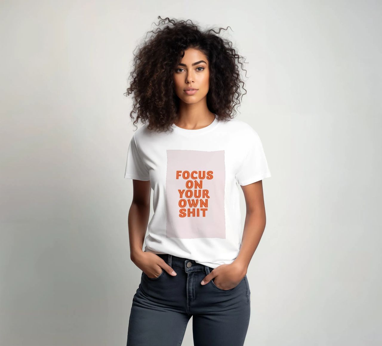 Focus On Your Own t-shirt da Ayleen