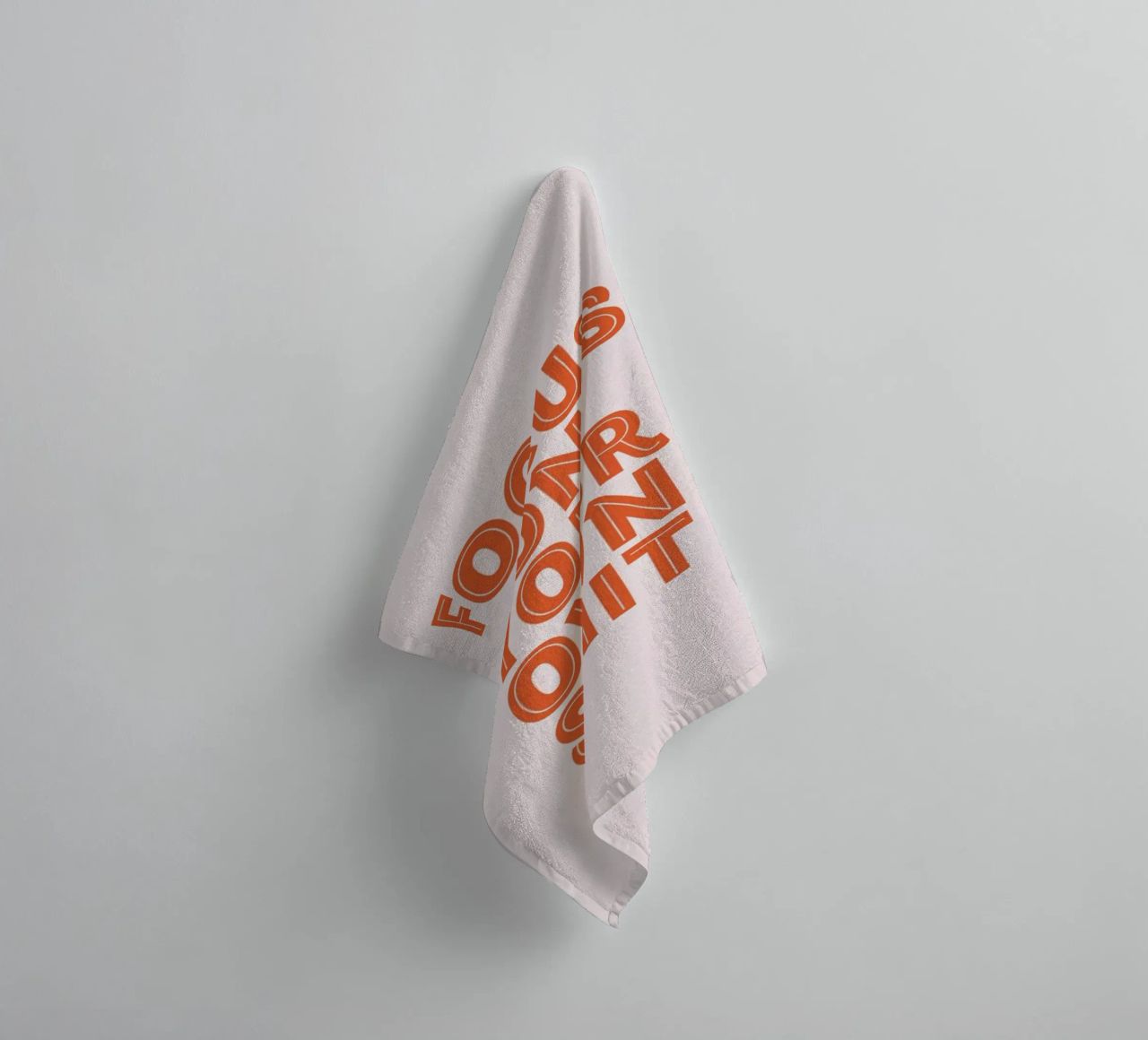 Focus On Your Own asciugamano da bagno da Ayleen