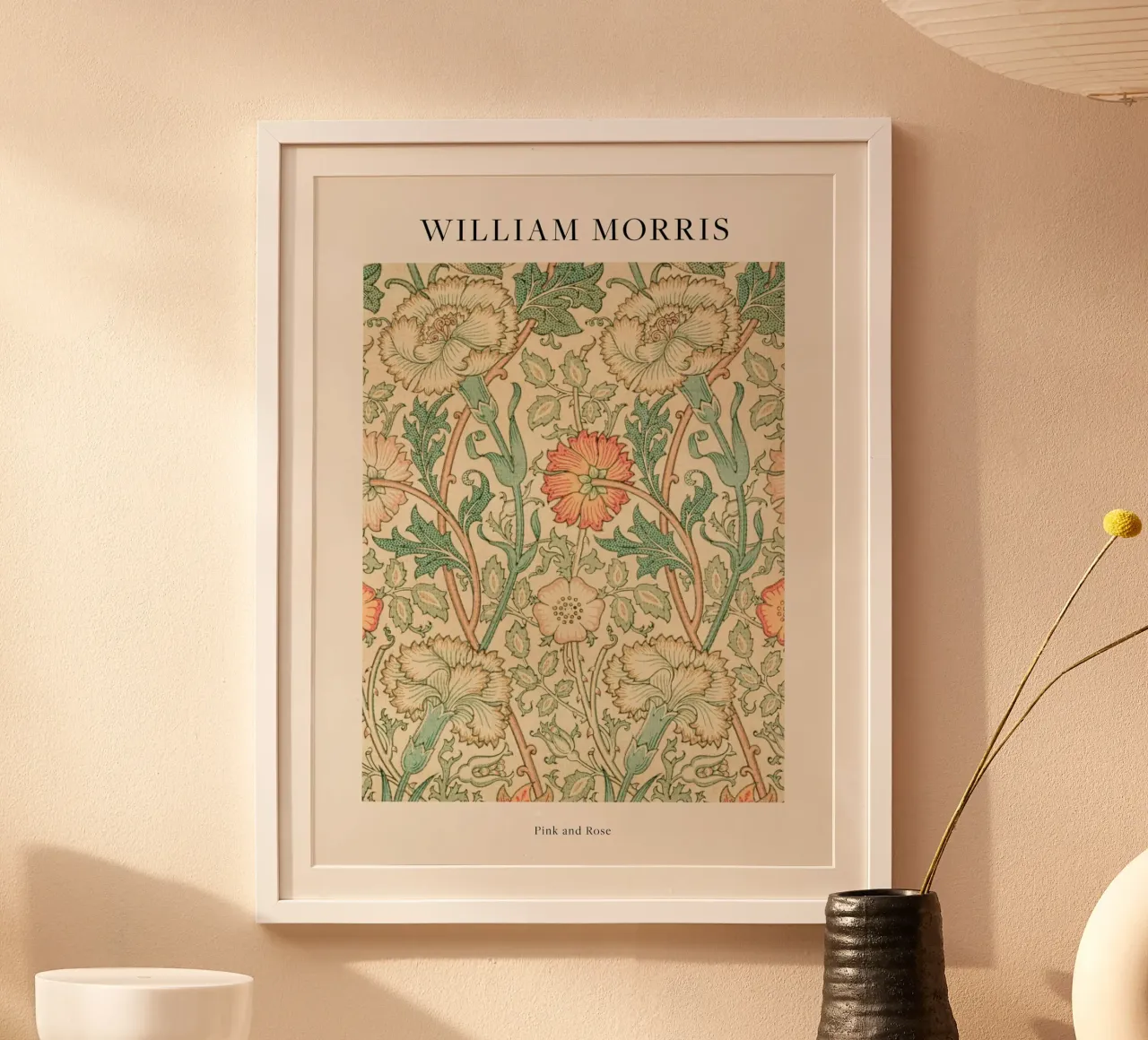 Morris Pink and Rose poster con telaio in legno da More Art