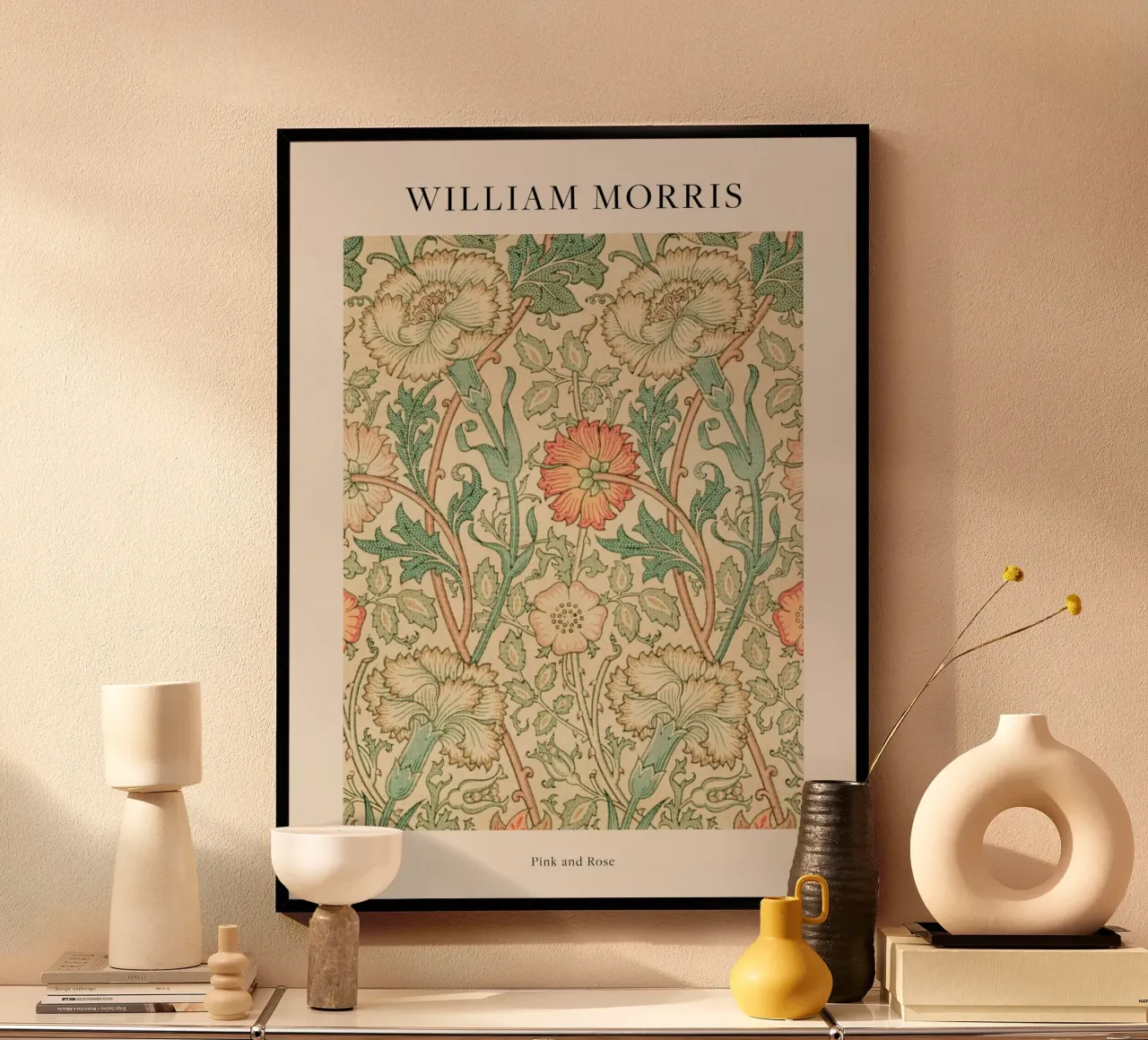 Morris Pink and Rose poster con telaio in legno da More Art