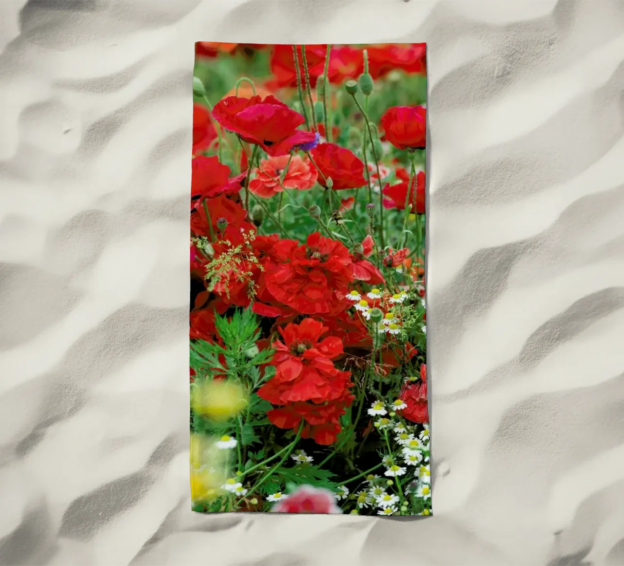 Romantic Red Poppybouquet telo mare da Curious Collections by Marielle Leenders